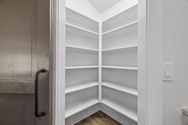 783 Country Creek Ln, Fredericksburg, TX 78624