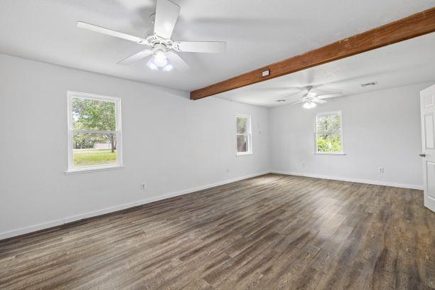 783 Country Creek Ln, Fredericksburg, TX 78624