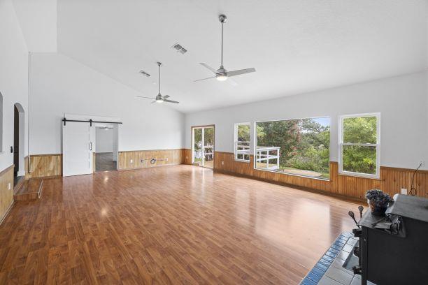 783 Country Creek Ln, Fredericksburg, TX 78624