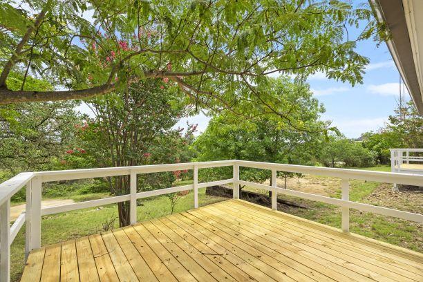 783 Country Creek Ln, Fredericksburg, TX 78624