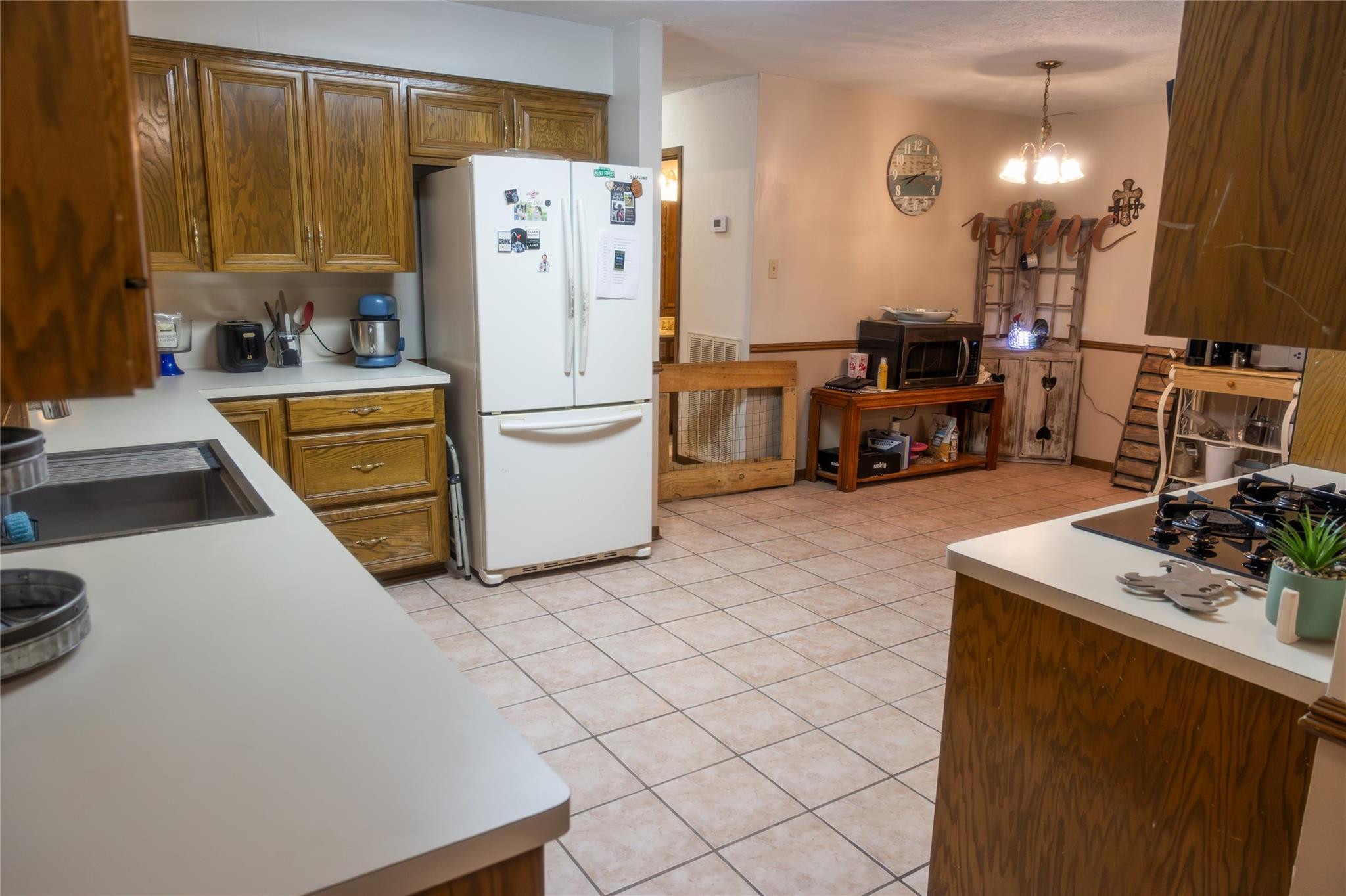 3225 Terrier Hill Ln, Brenham, TX 77833