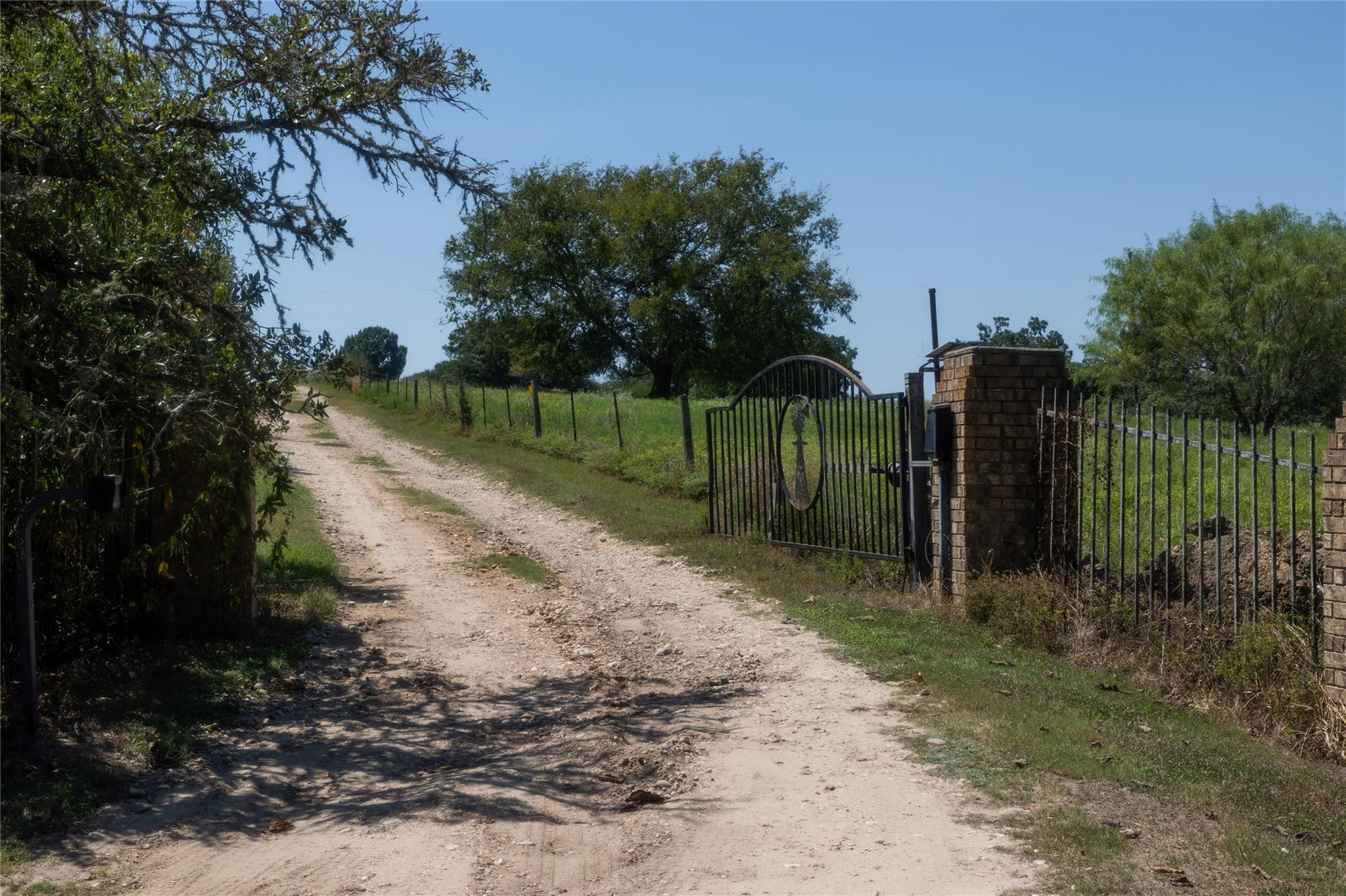 3225 Terrier Hill Ln, Brenham, TX 77833