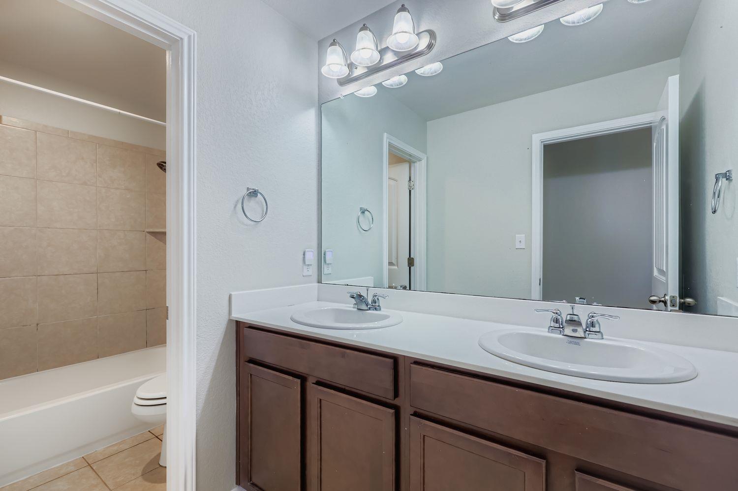 1521 Ida Nell Pearson St, Leander, TX 78641