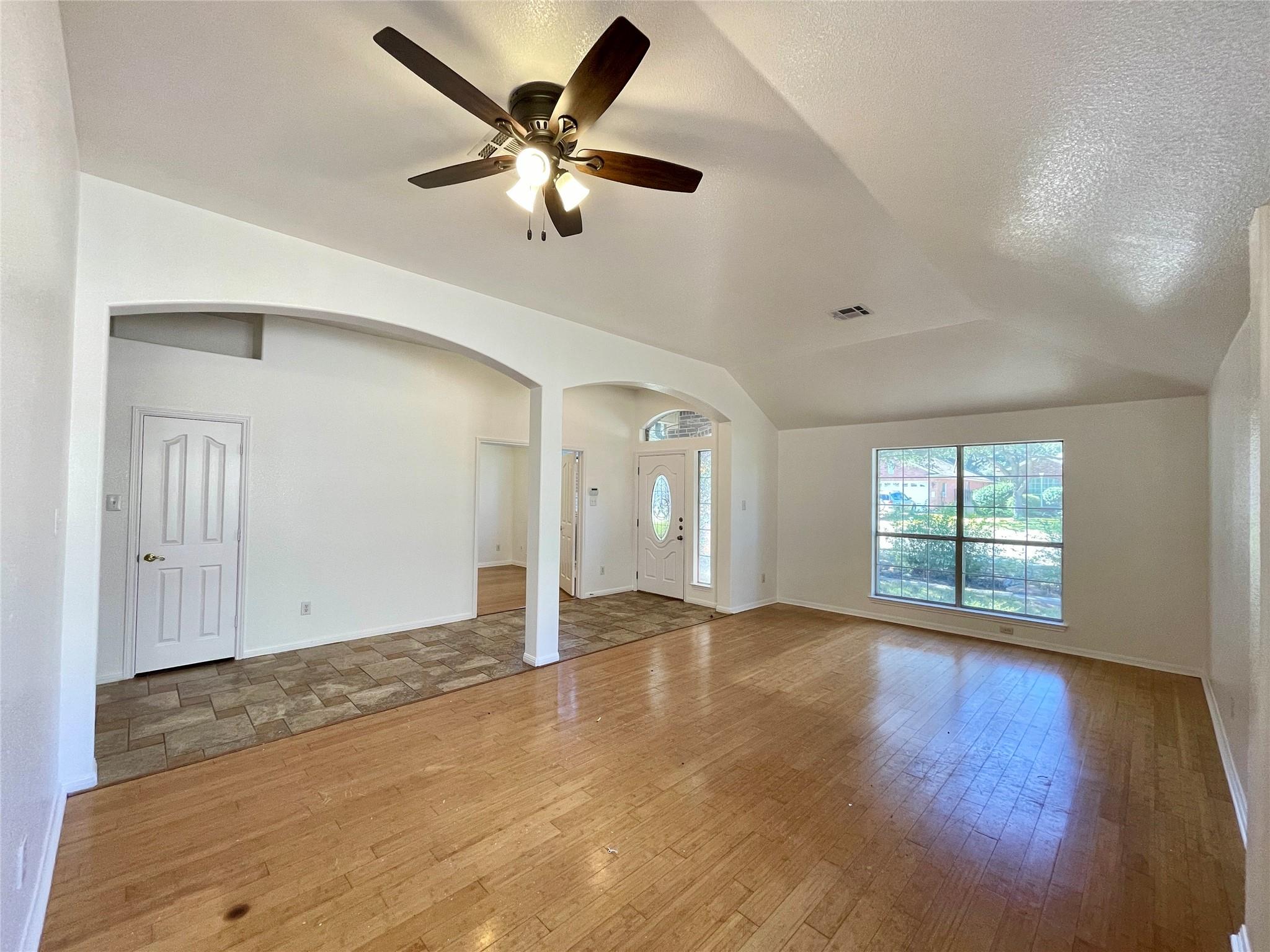 2204 Zoa Dr, Cedar Park, TX 78613