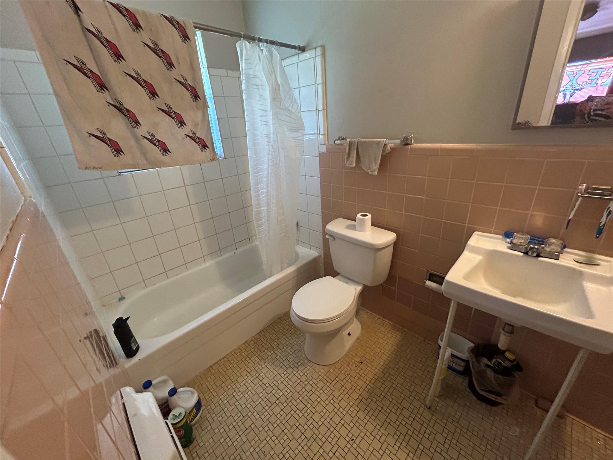 1601 N W S Young Dr, Killeen, TX 76543