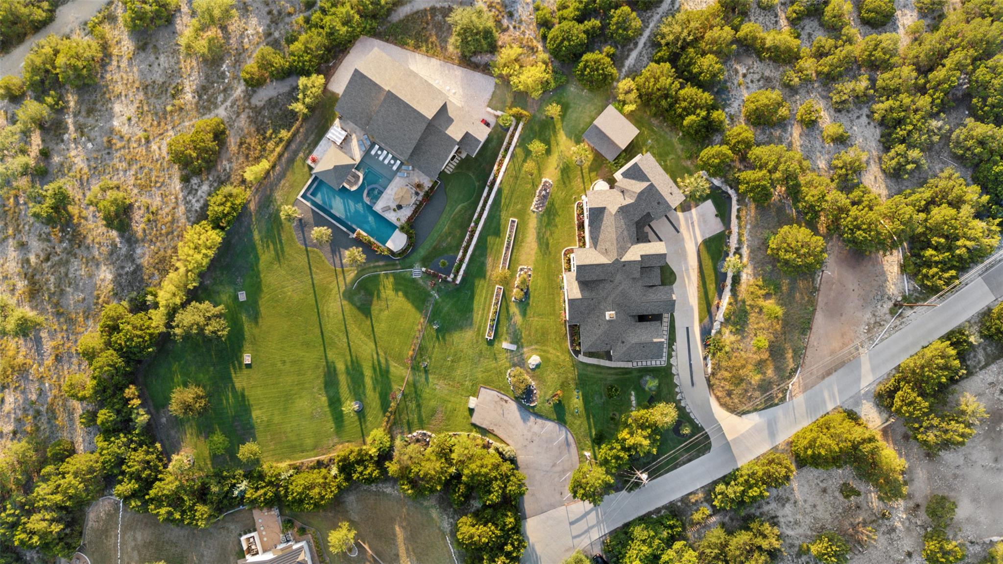 1300 Sparrow Ln, Austin, TX 78734