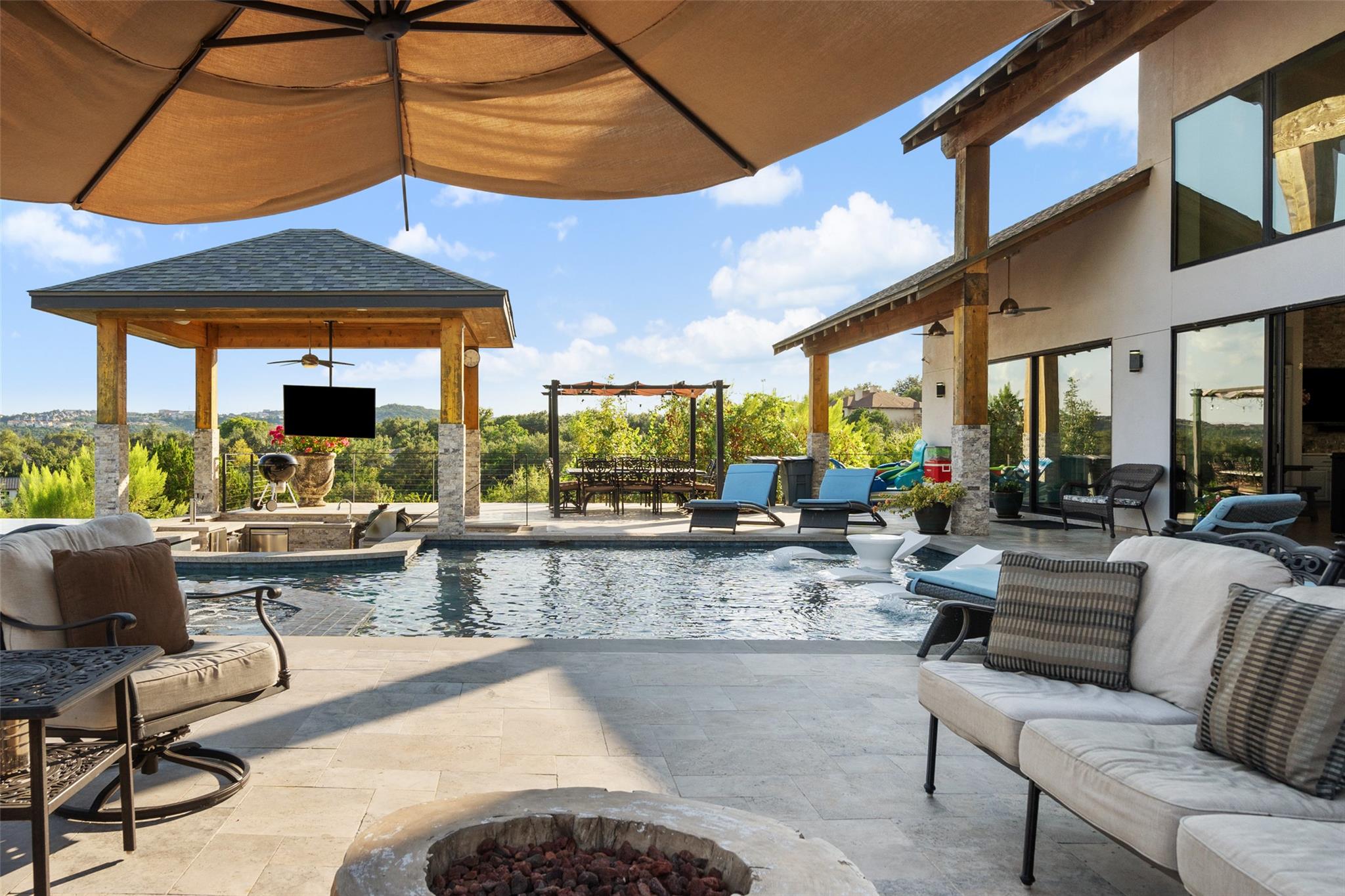 1300 Sparrow Ln, Austin, TX 78734