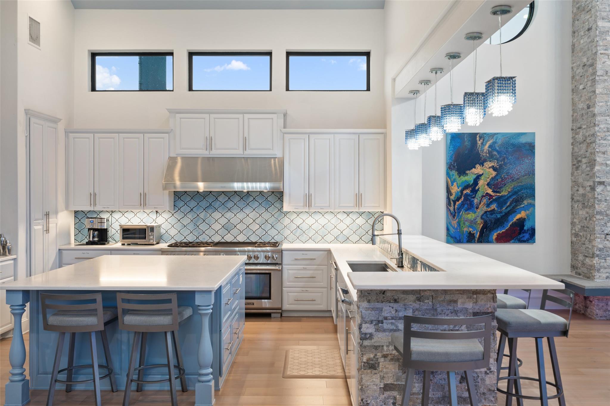 1300 Sparrow Ln, Austin, TX 78734