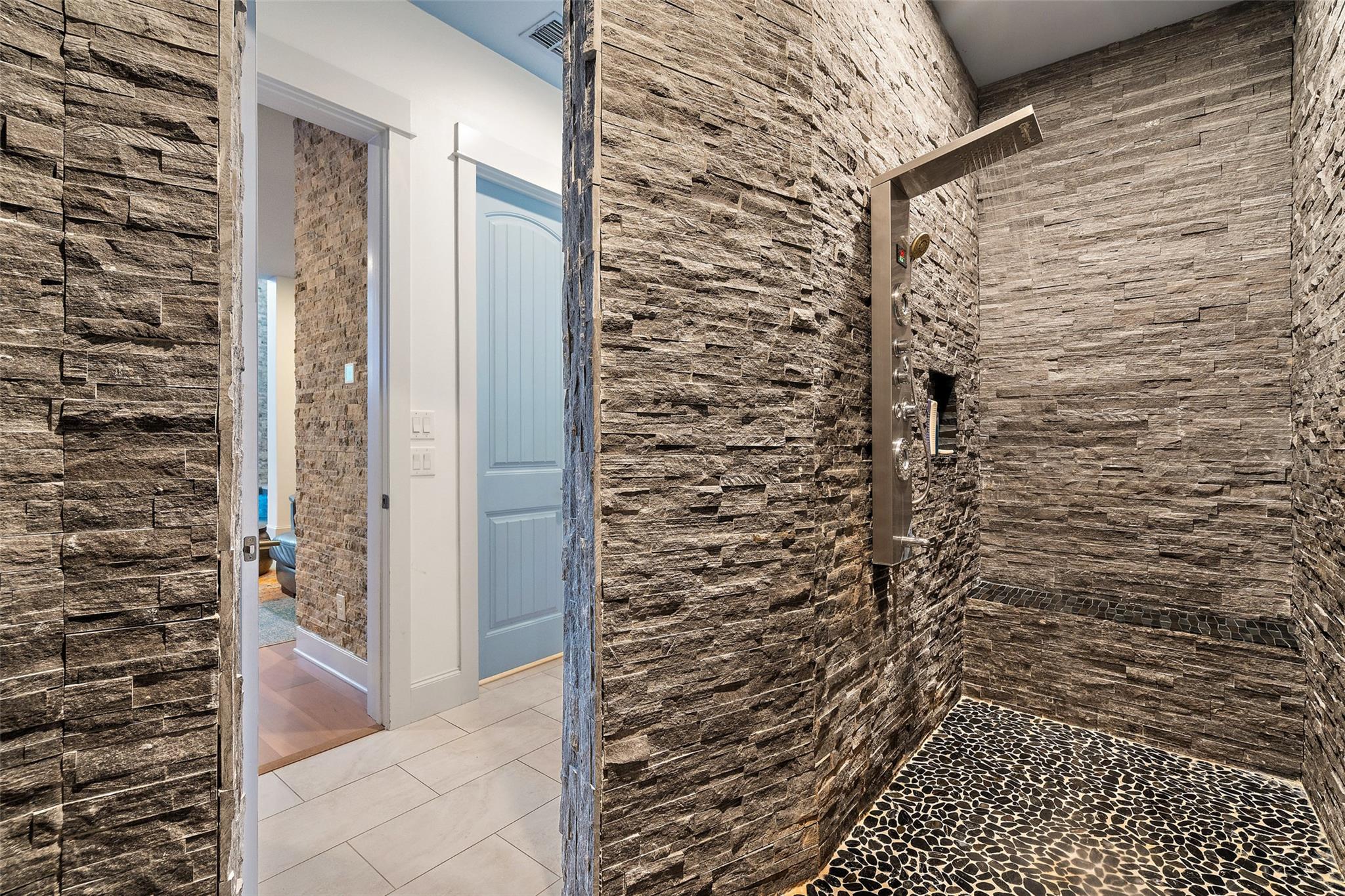 1300 Sparrow Ln, Austin, TX 78734