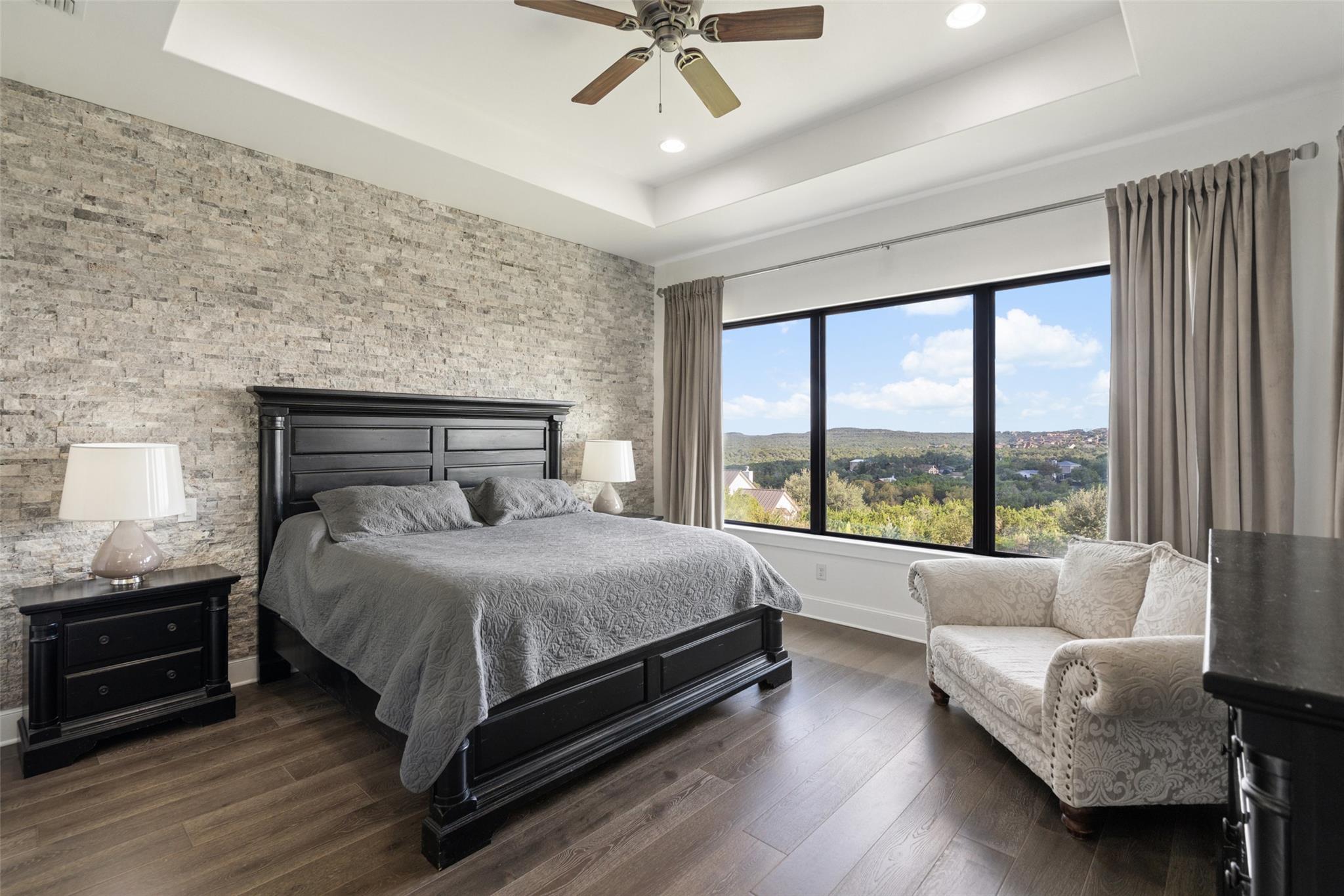 1300 Sparrow Ln, Austin, TX 78734