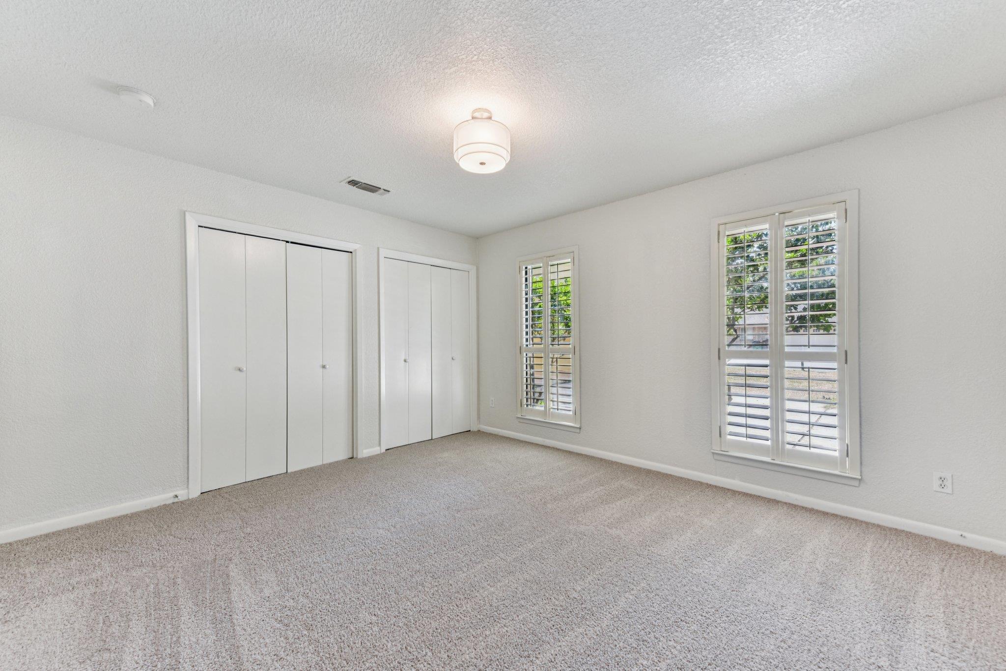 503 Hackberry St, Lockhart, TX 78644