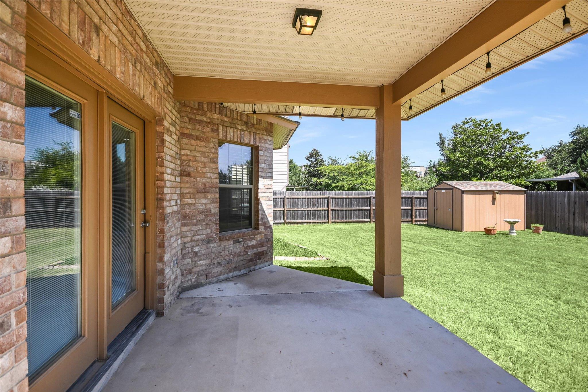 219 WOODLAKE Dr, Georgetown, TX 78633