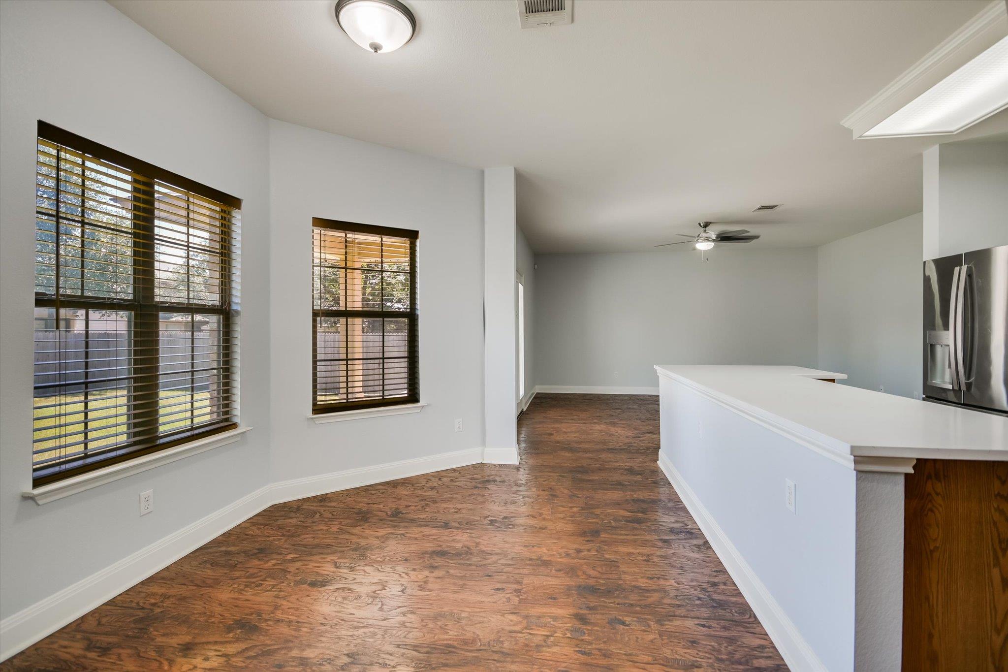 219 WOODLAKE Dr, Georgetown, TX 78633