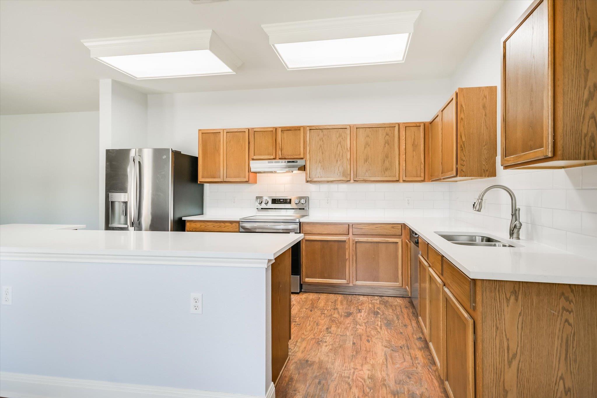 219 WOODLAKE Dr, Georgetown, TX 78633