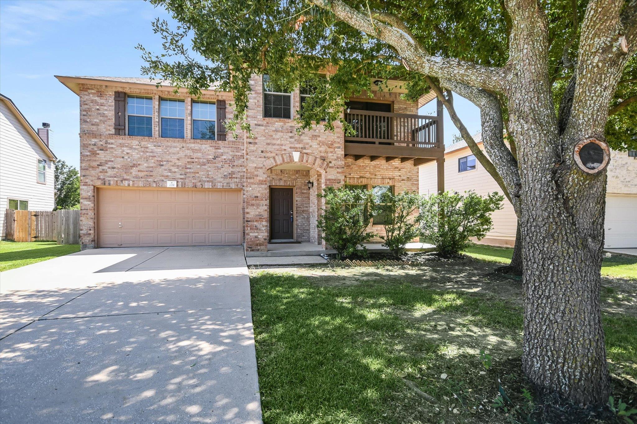 219 WOODLAKE Dr, Georgetown, TX 78633