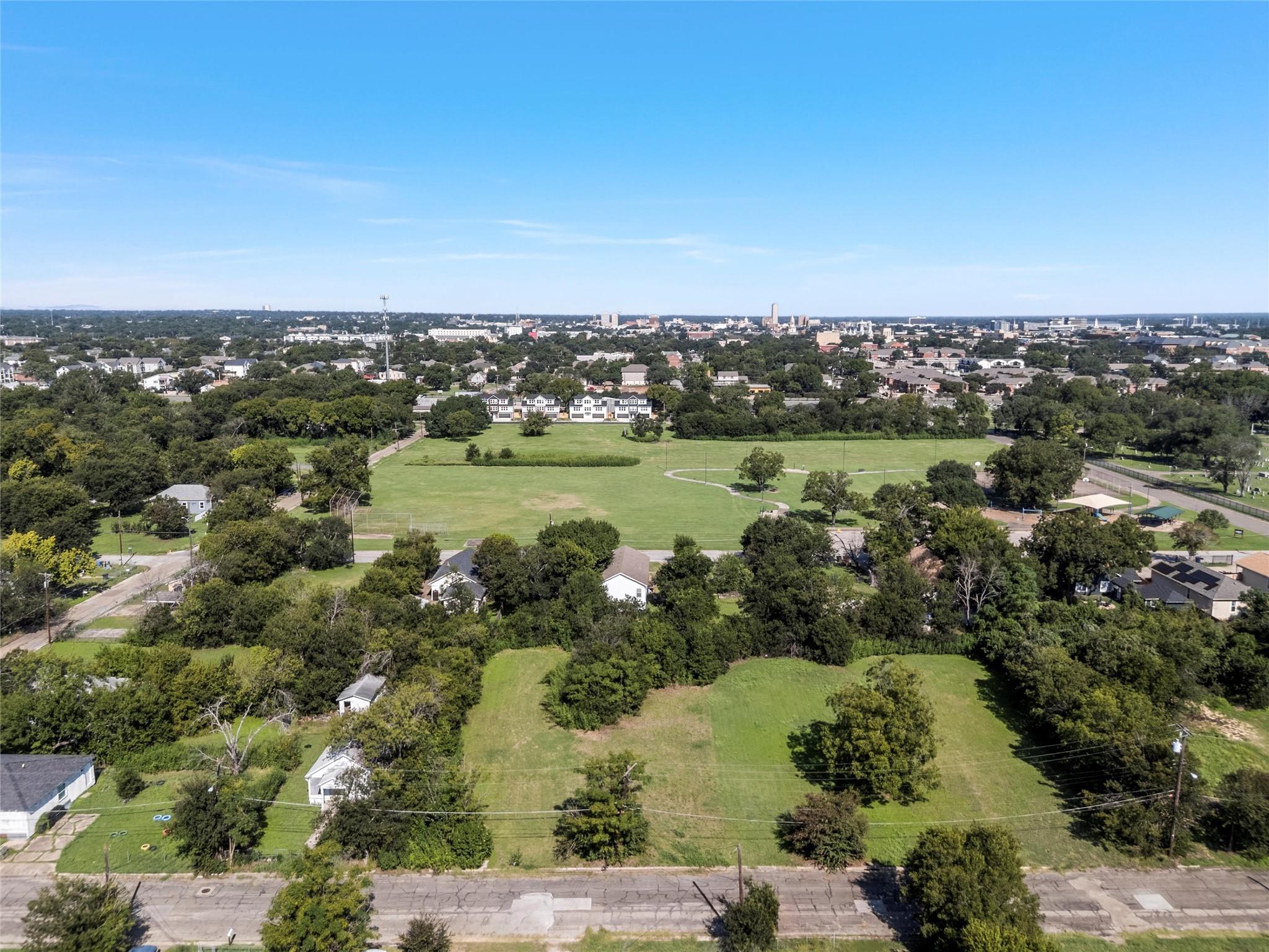 805 Benton Dr, Waco, TX 76706