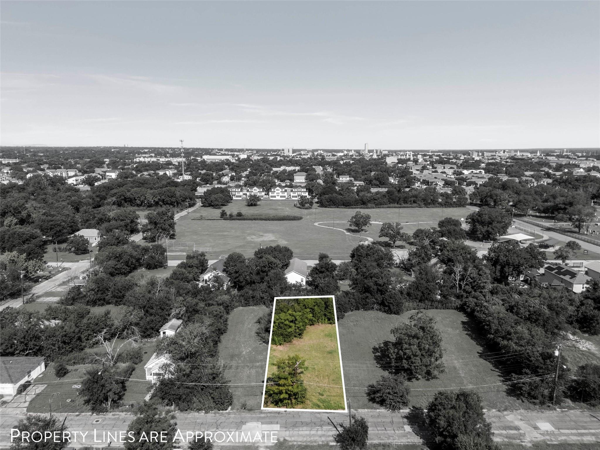 805 Benton Dr, Waco, TX 76706