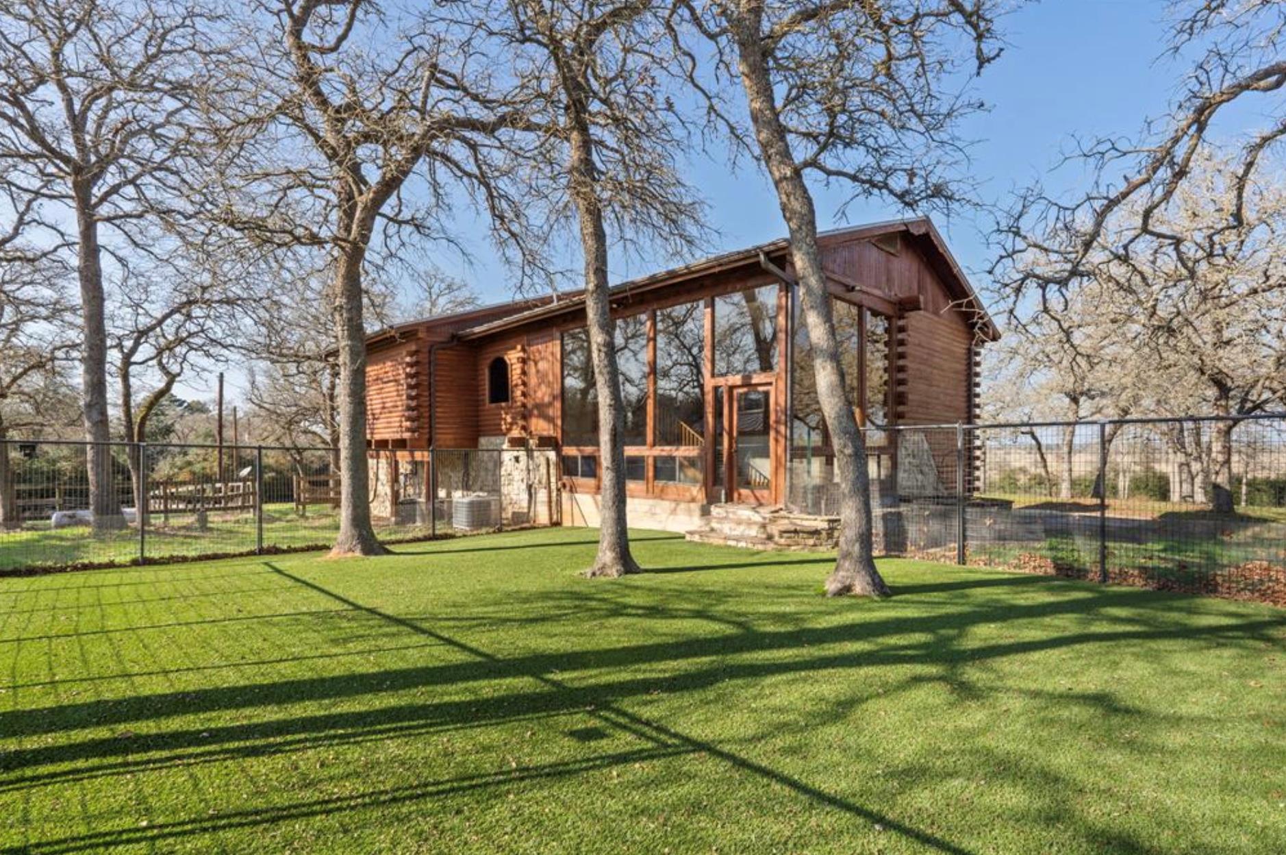 180 Bradley Ln, Rosanky, TX 78953