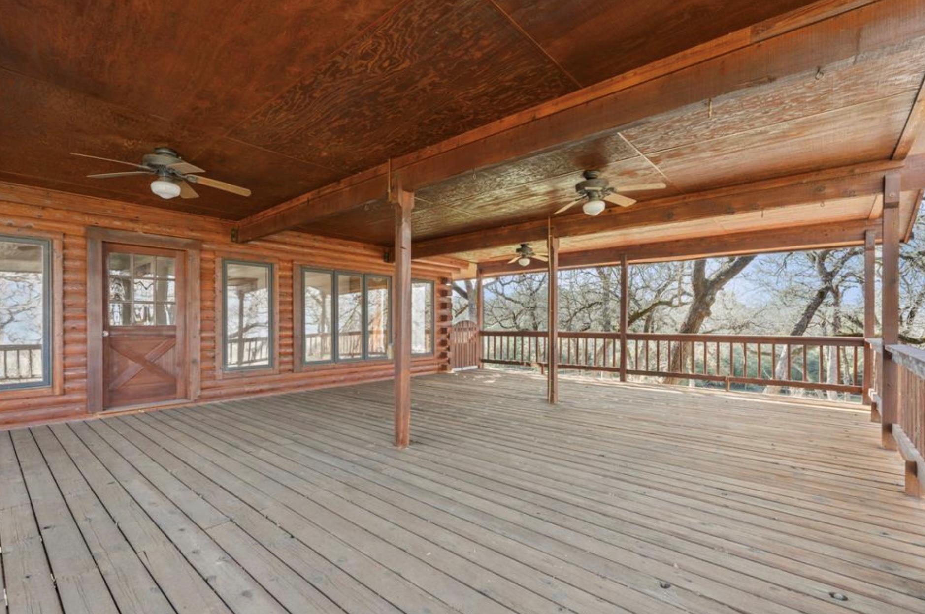 180 Bradley Ln, Rosanky, TX 78953