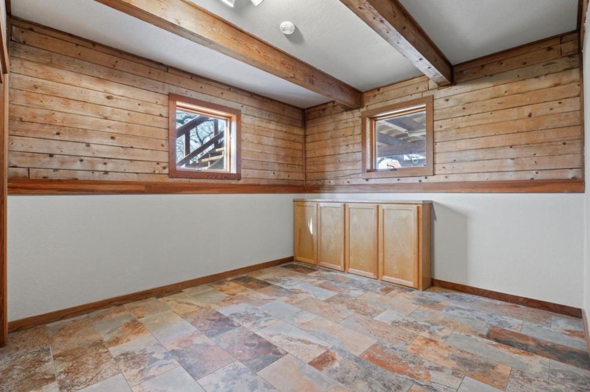 180 Bradley Ln, Rosanky, TX 78953