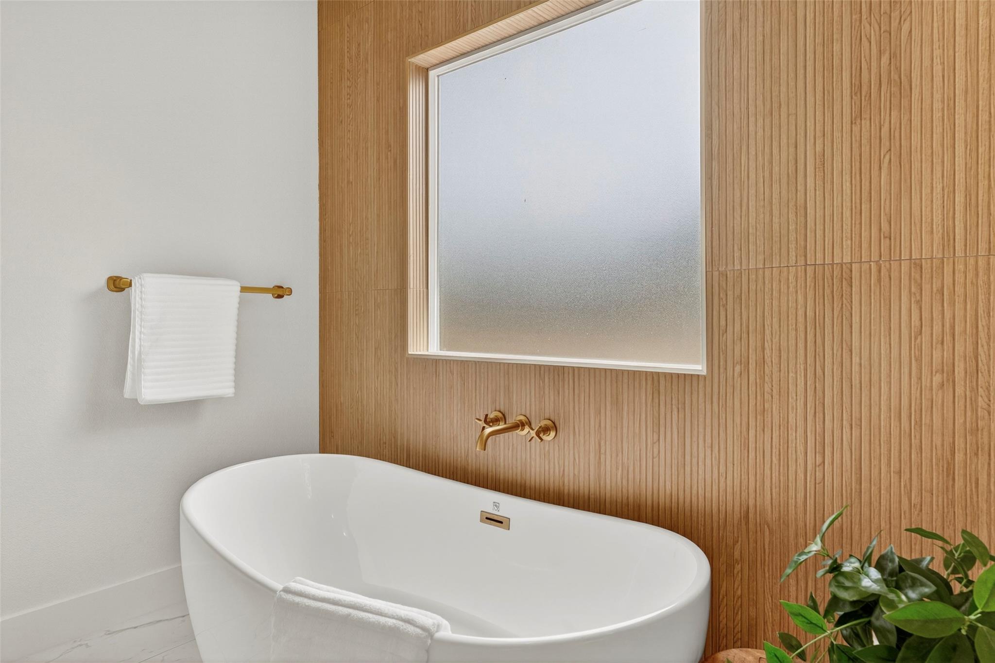 353 Nene Ln, Bastrop, TX 78602