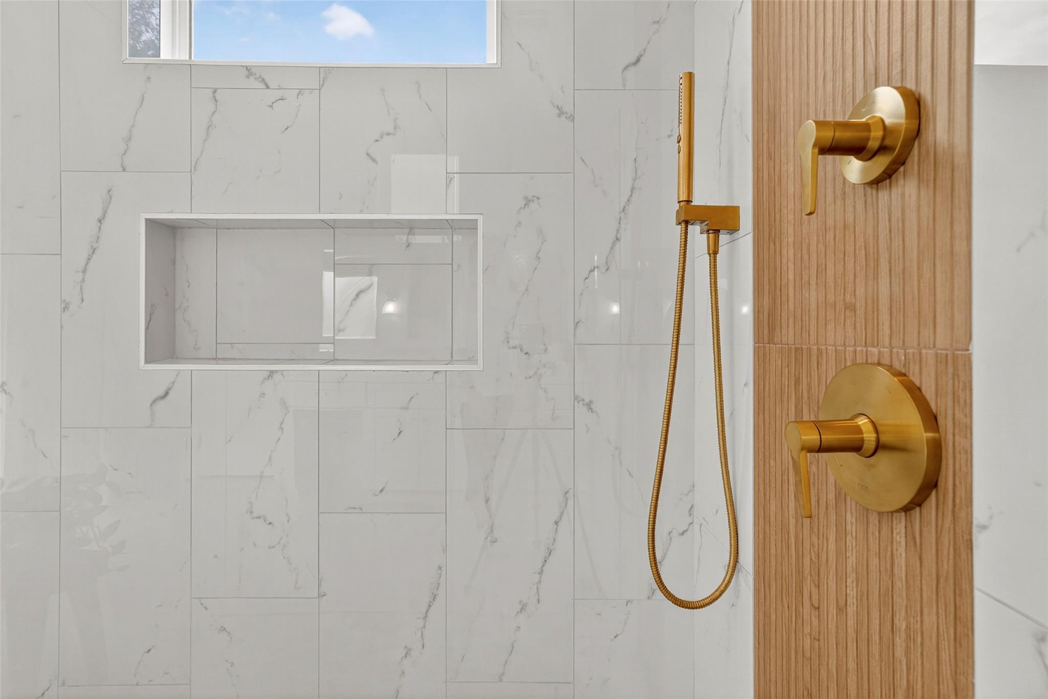 353 Nene Ln, Bastrop, TX 78602