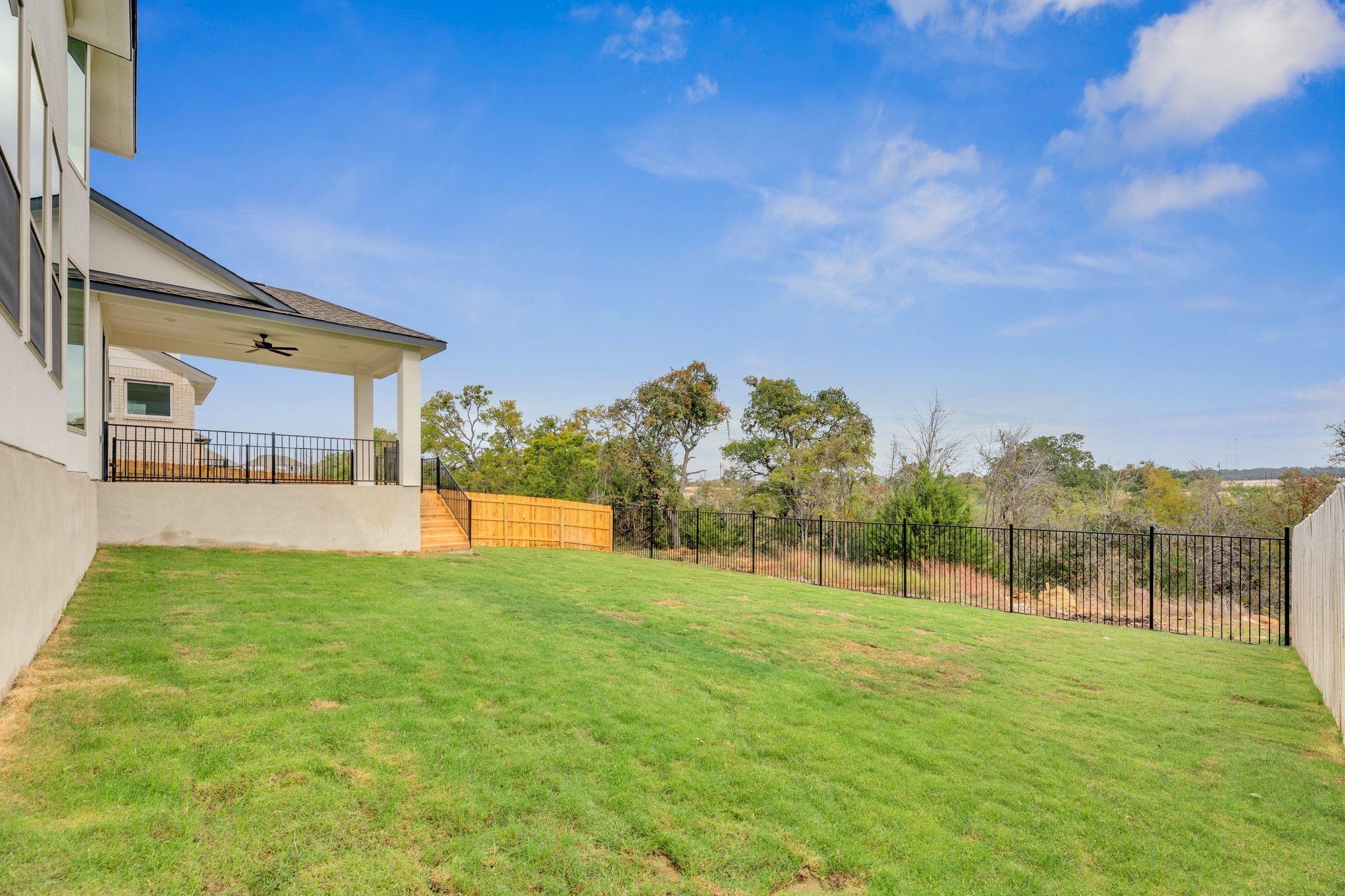 168 Montecilo Dr, Liberty Hill, TX 78642