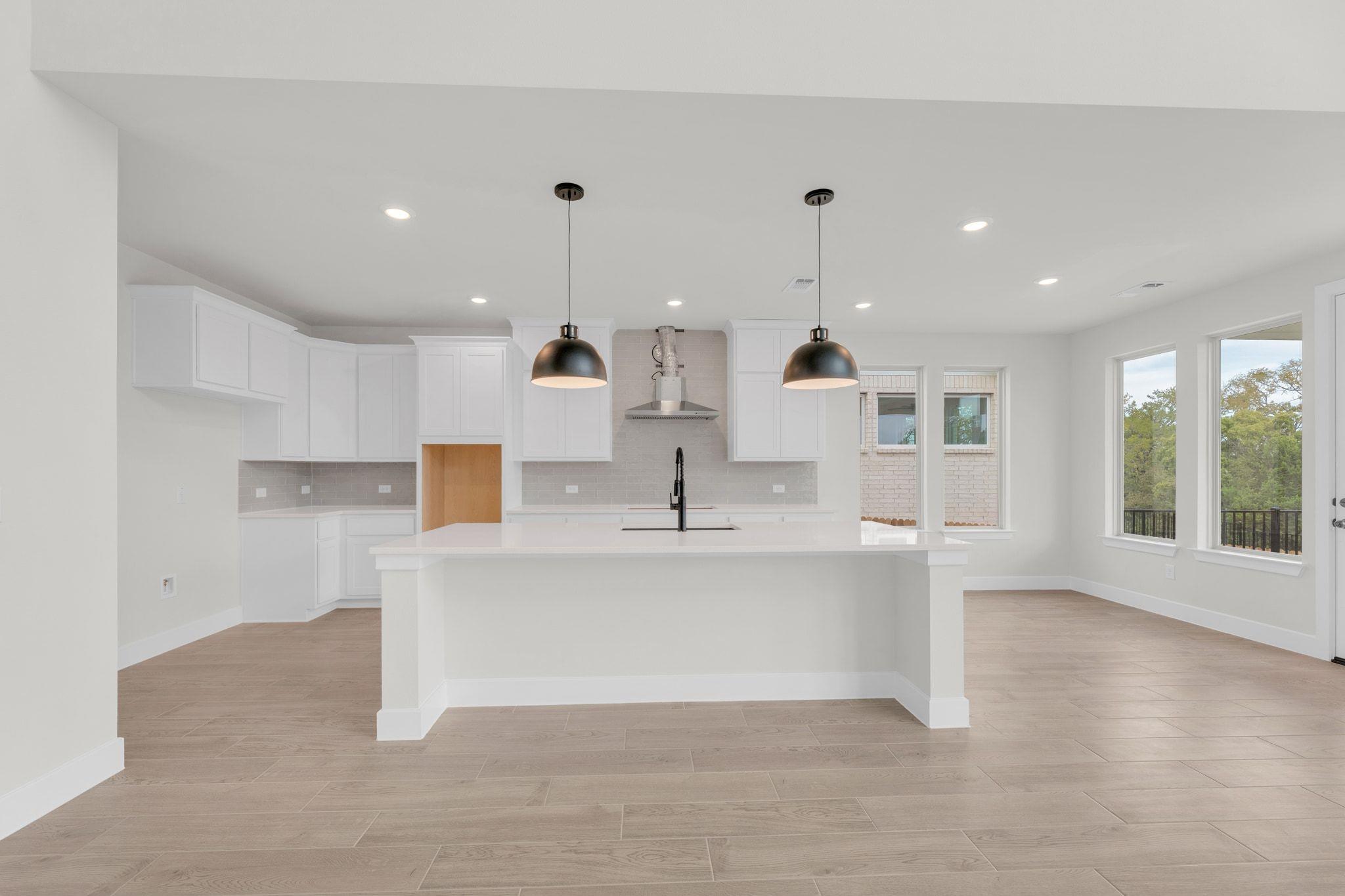 168 Montecilo Dr, Liberty Hill, TX 78642