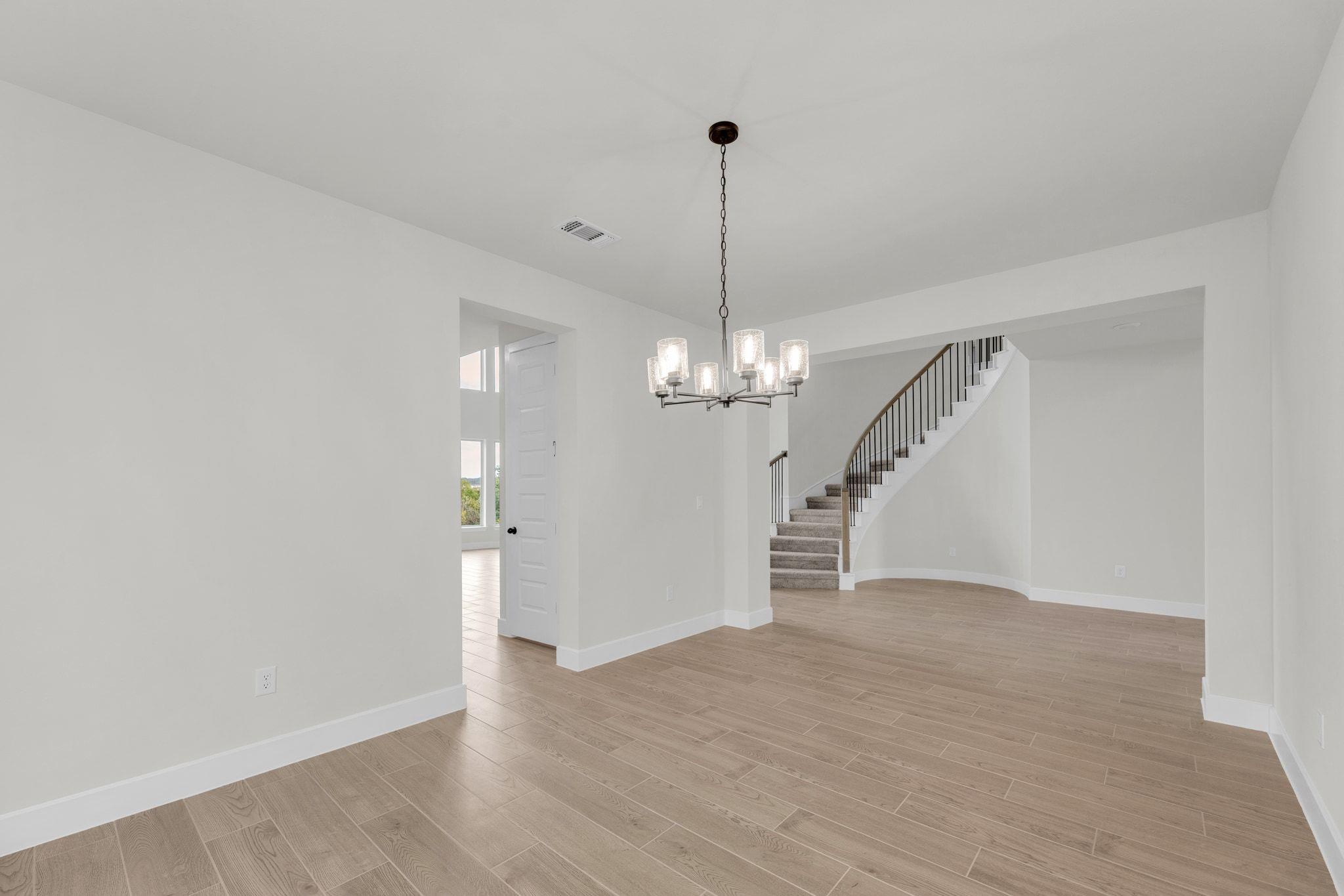 168 Montecilo Dr, Liberty Hill, TX 78642