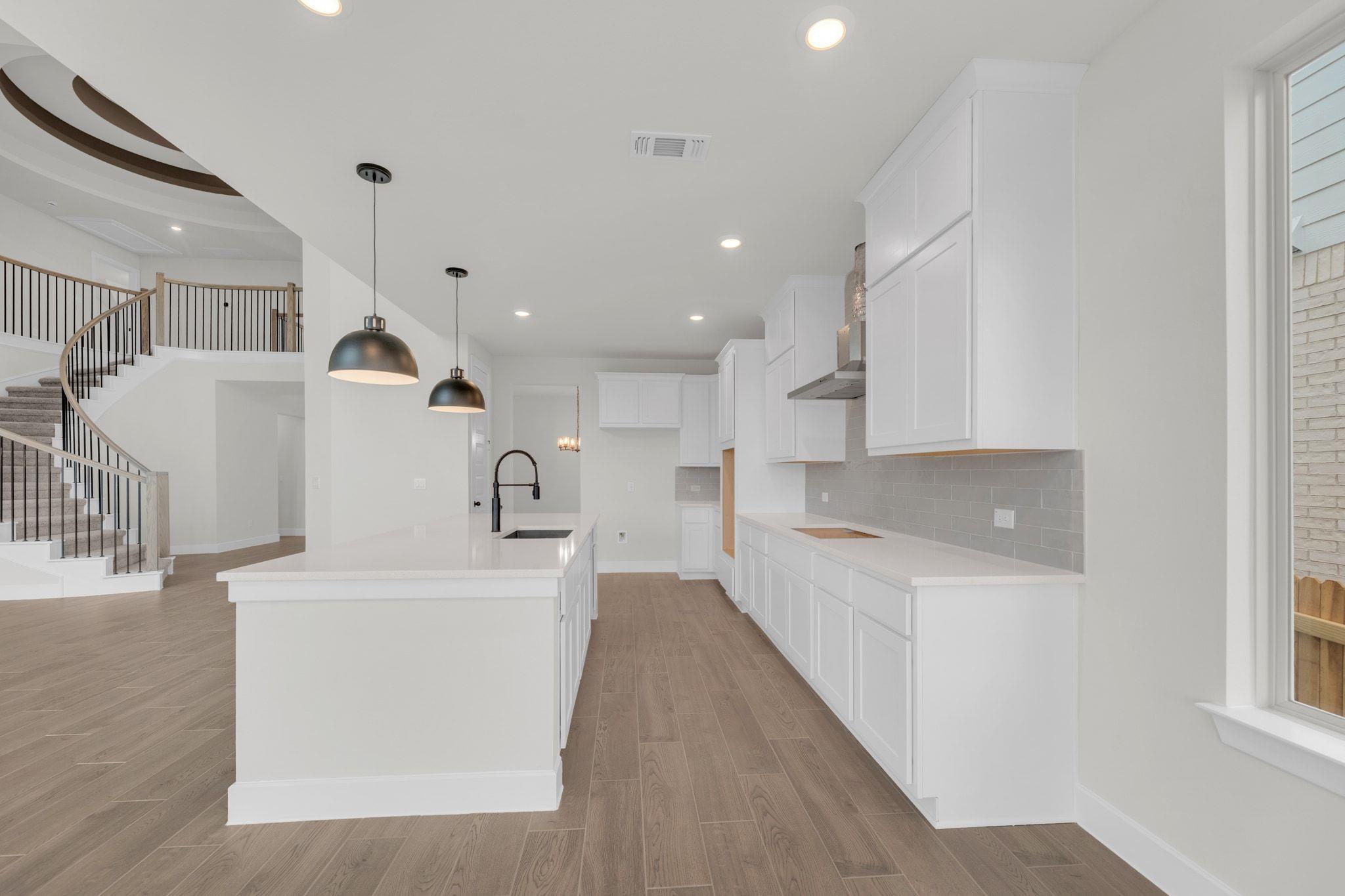 168 Montecilo Dr, Liberty Hill, TX 78642