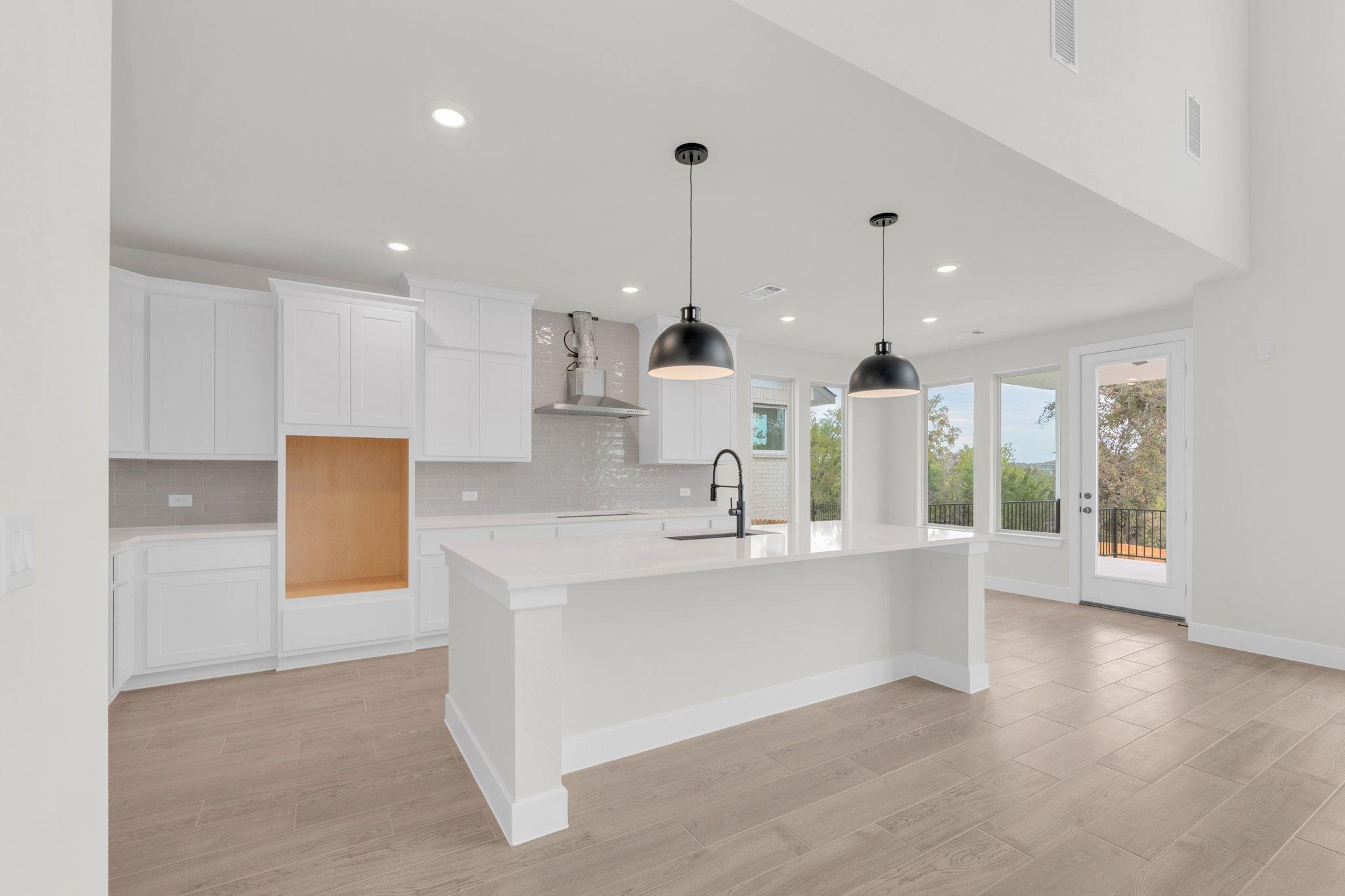 168 Montecilo Dr, Liberty Hill, TX 78642