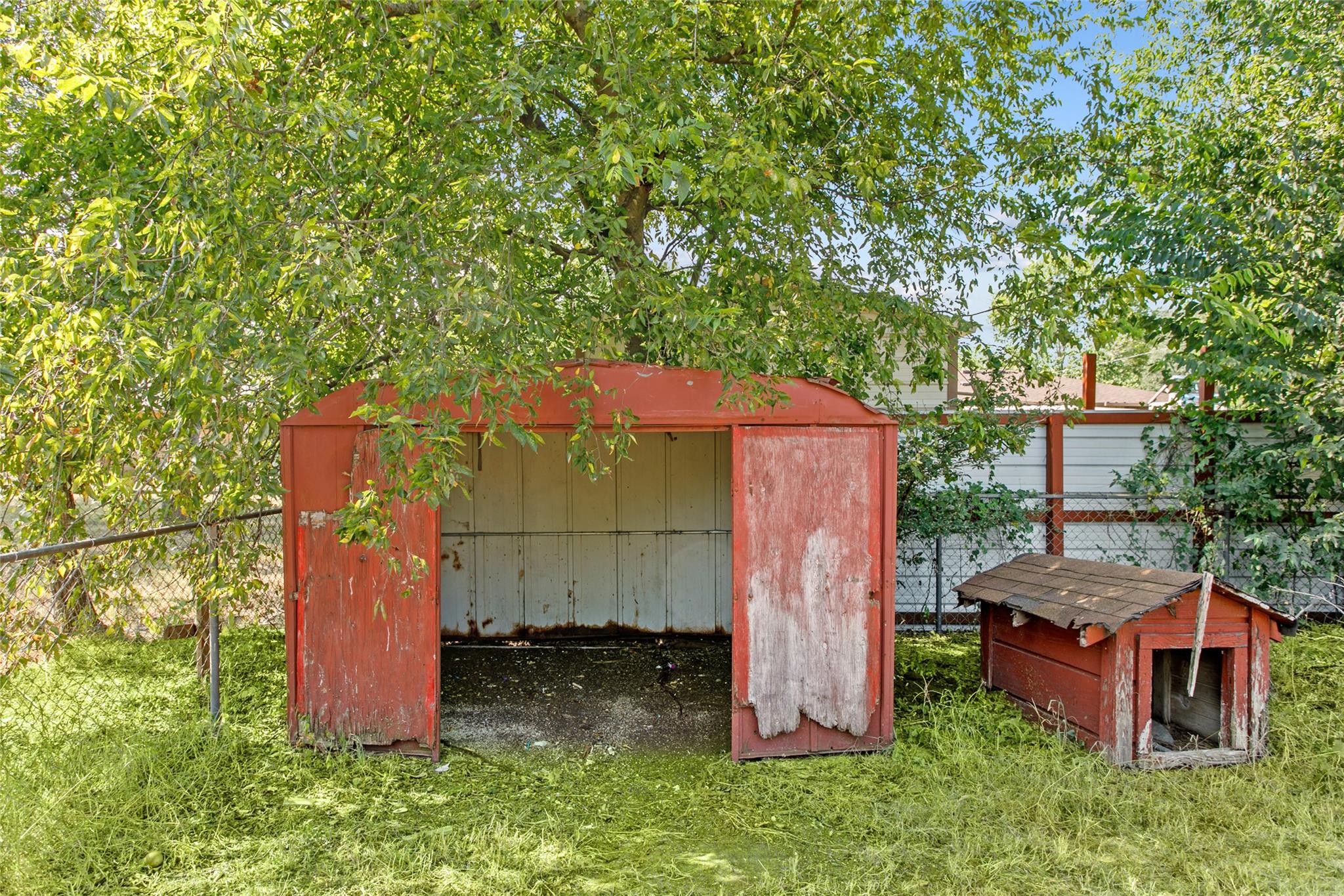 160 Gaeke St, Giddings, TX 78942