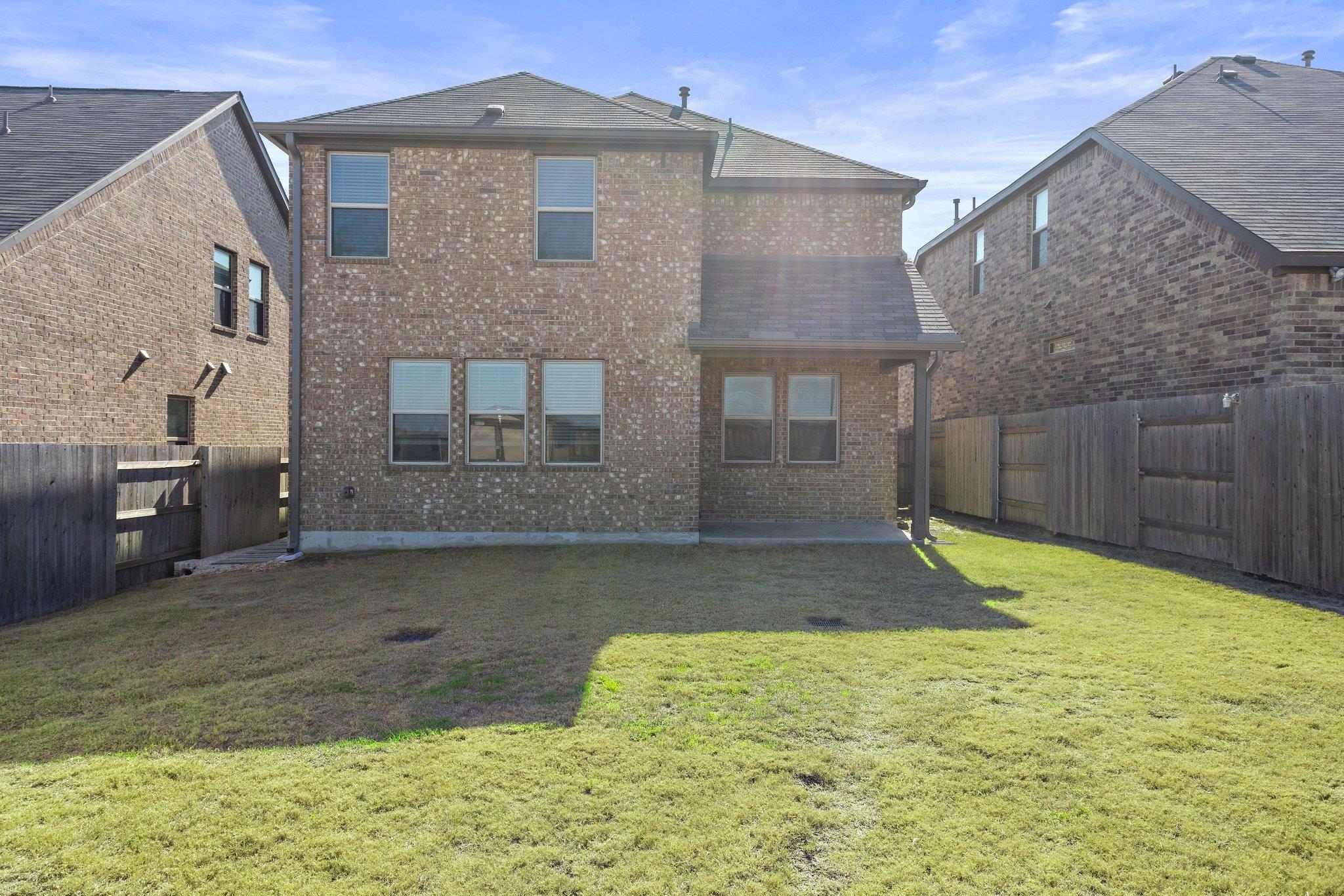 798 Eves Necklace Dr, Buda, TX 78610