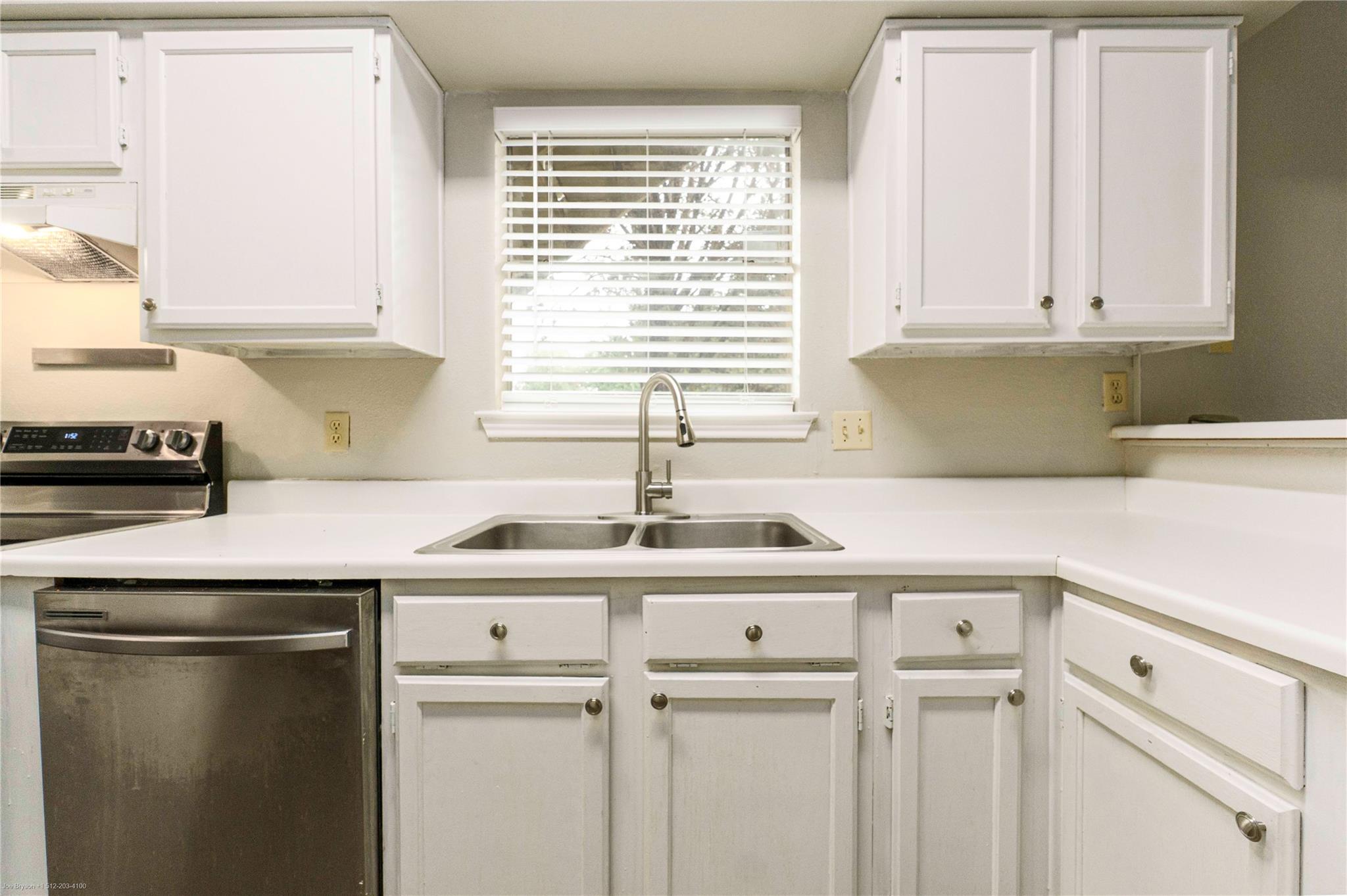 2450 Wickersham Ln # 1001, Austin, TX 78741