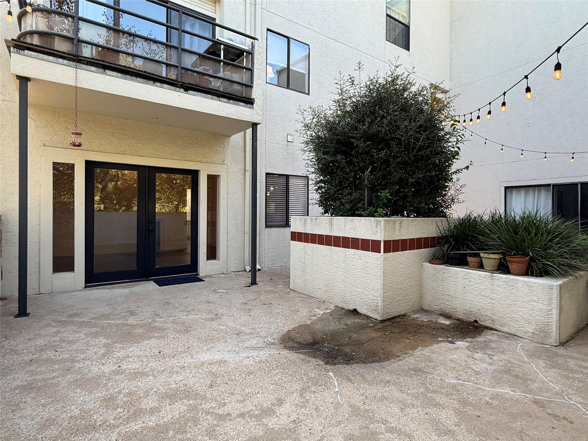 2605 Enfield Rd # 103, Austin, TX 78703