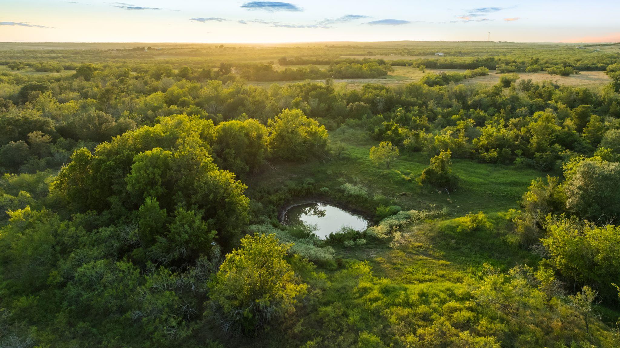 3575 Westwood Rd, Lockhart, TX 78644