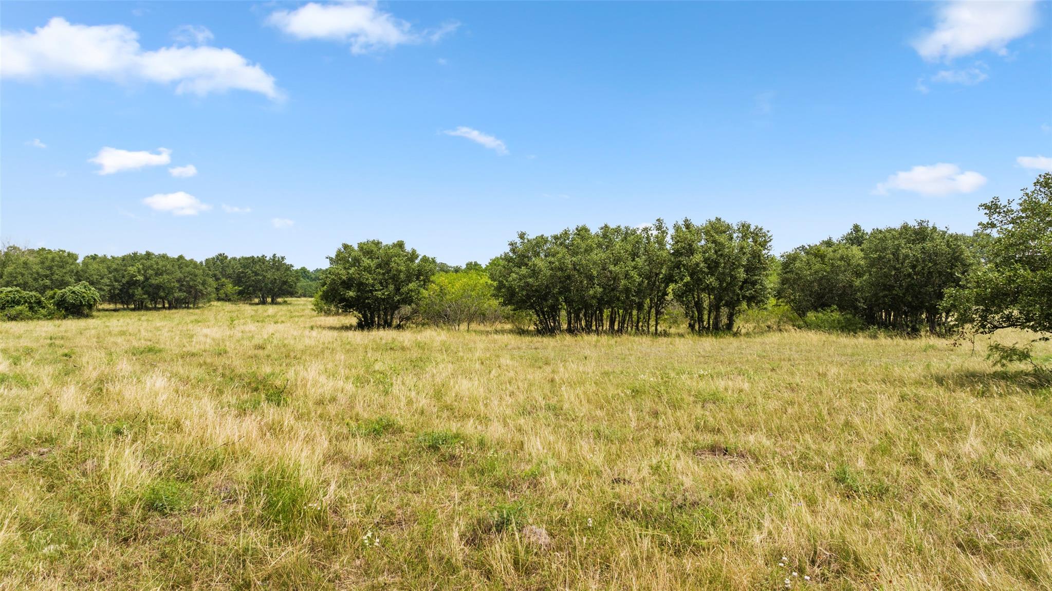 3575 Westwood Rd, Lockhart, TX 78644