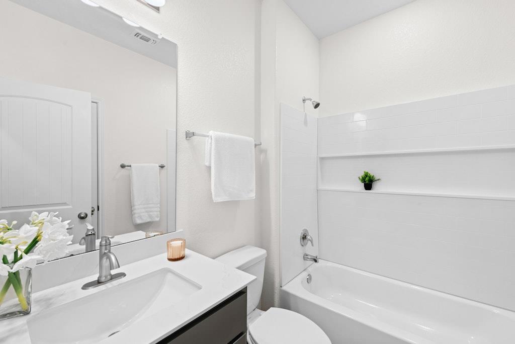 438 Thunder Valley Trl, Georgetown, TX 78626