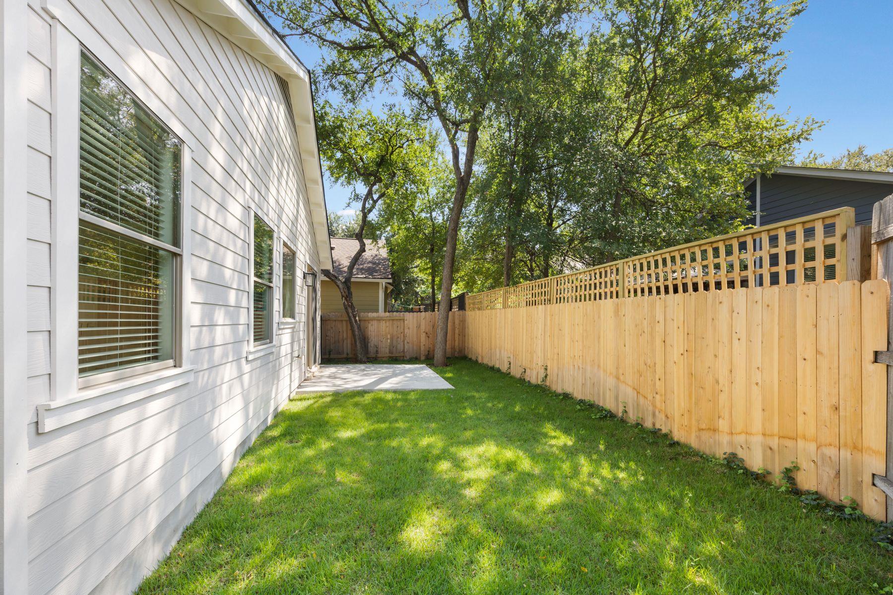 2509 Lightfoot Trl, Austin, TX 78745