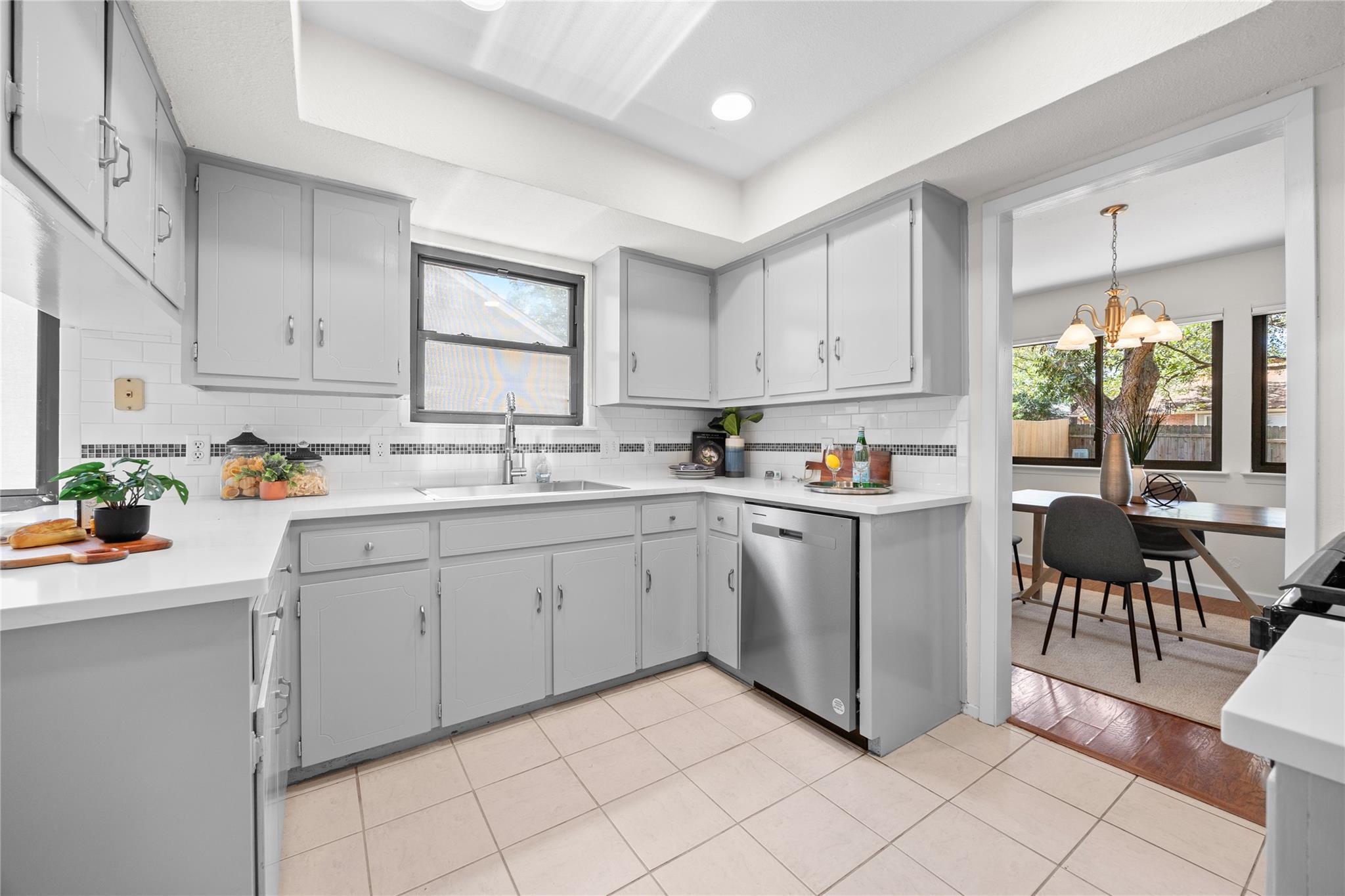 12114 Scissortail Dr, Austin, TX 78750