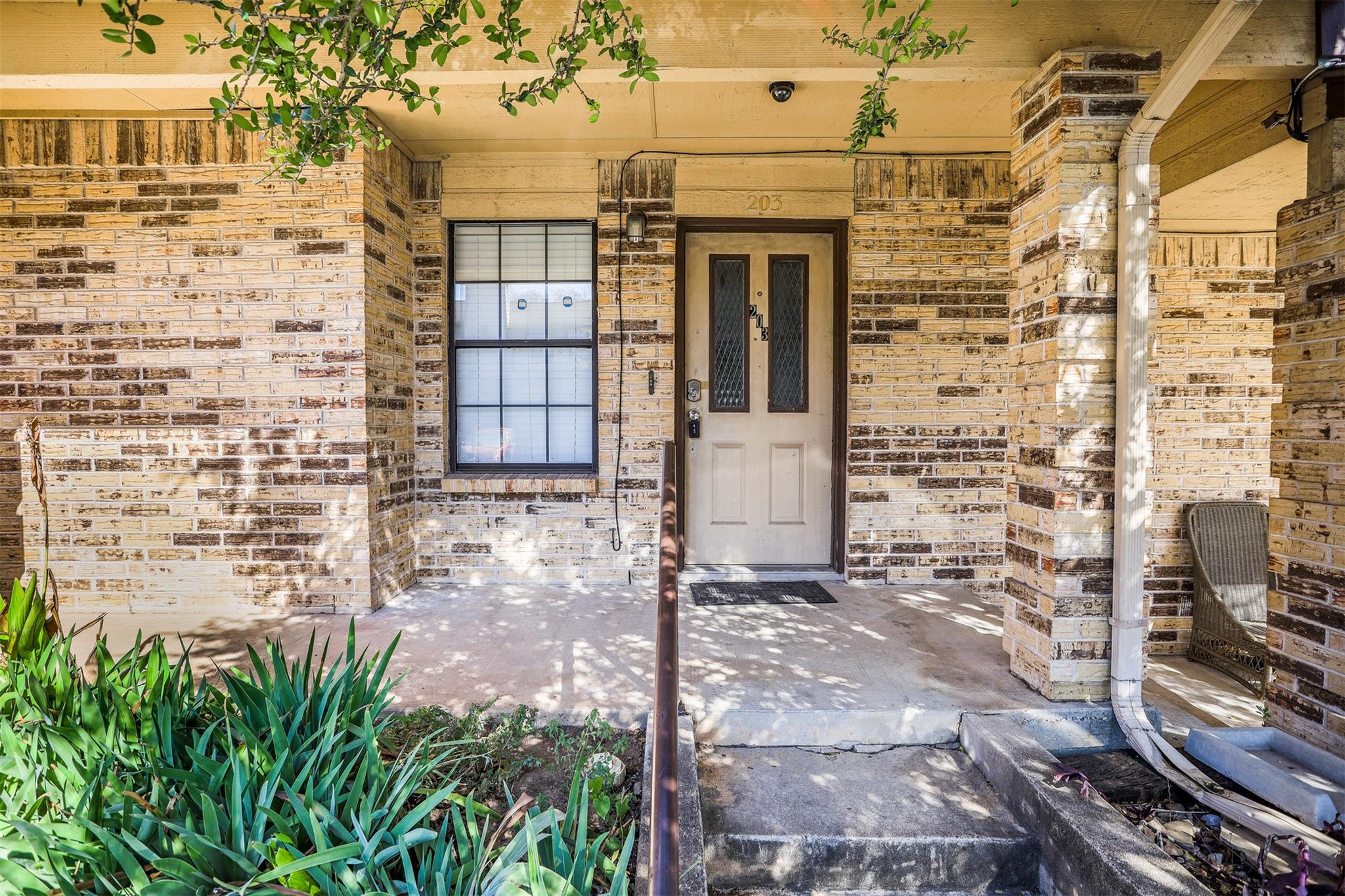 7800 Northcrest Blvd # 203, Austin, TX 78752