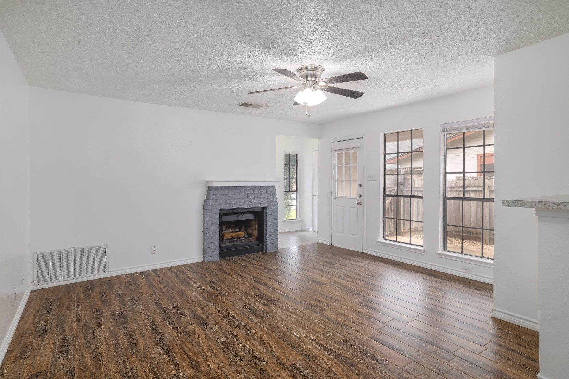 9206 Kempler Dr # A, Austin, TX 78748