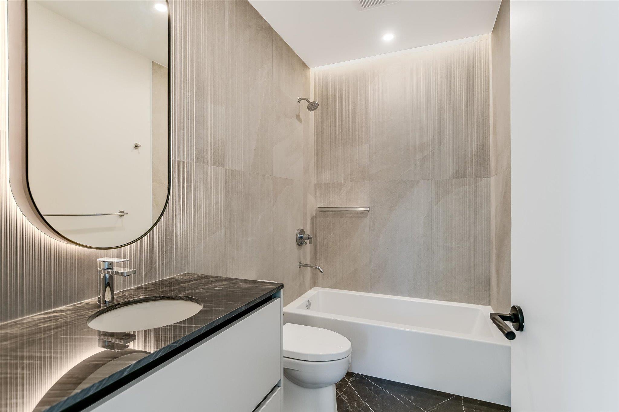 610 Davis St # 4602, Austin, TX 78701