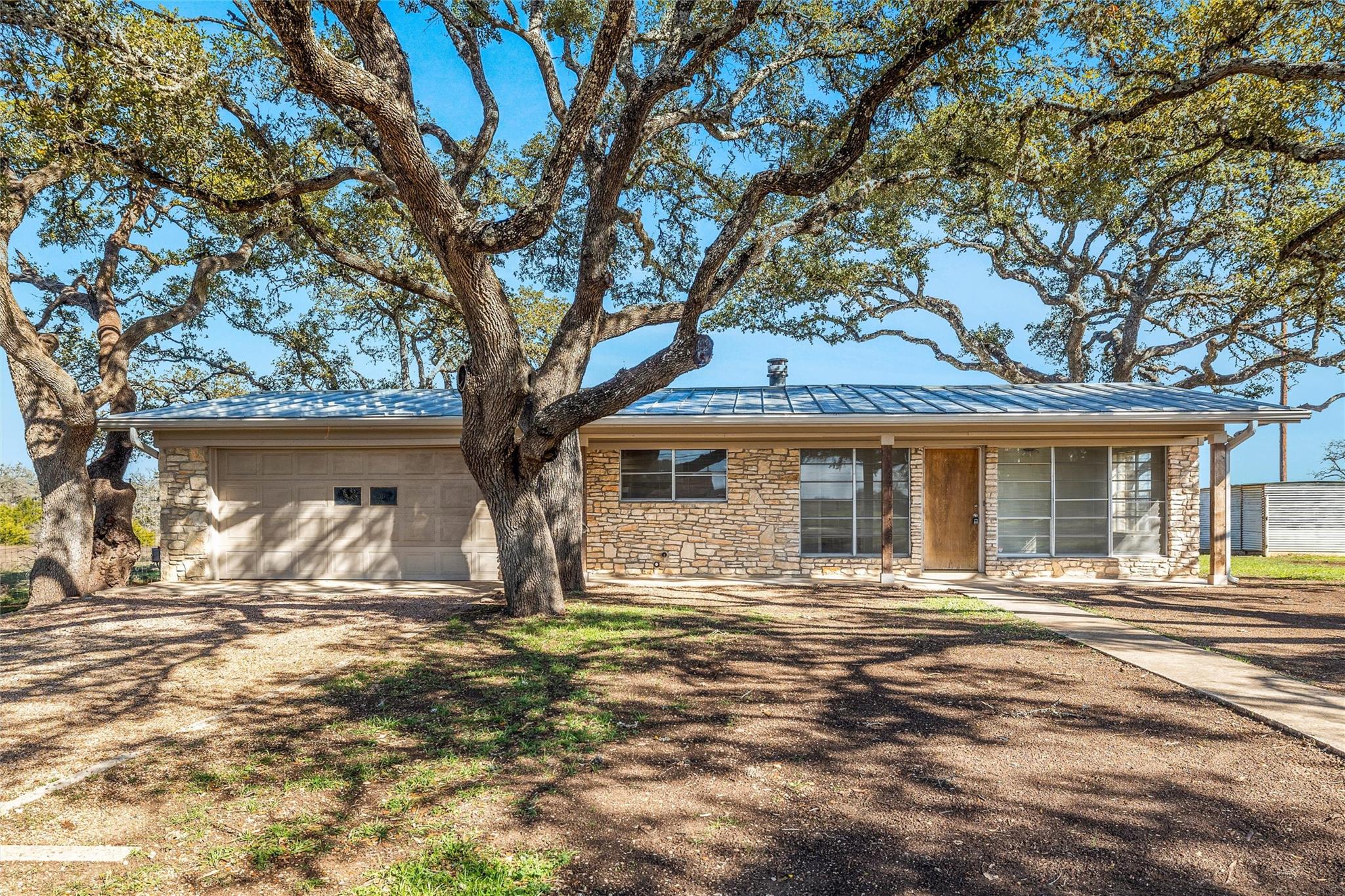 24503 Ranch Road 12 # D, Dripping Springs, TX 78620