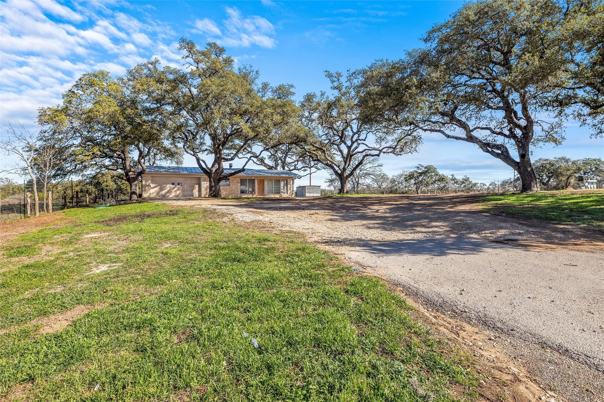 24503 Ranch Road 12 # D, Dripping Springs, TX 78620