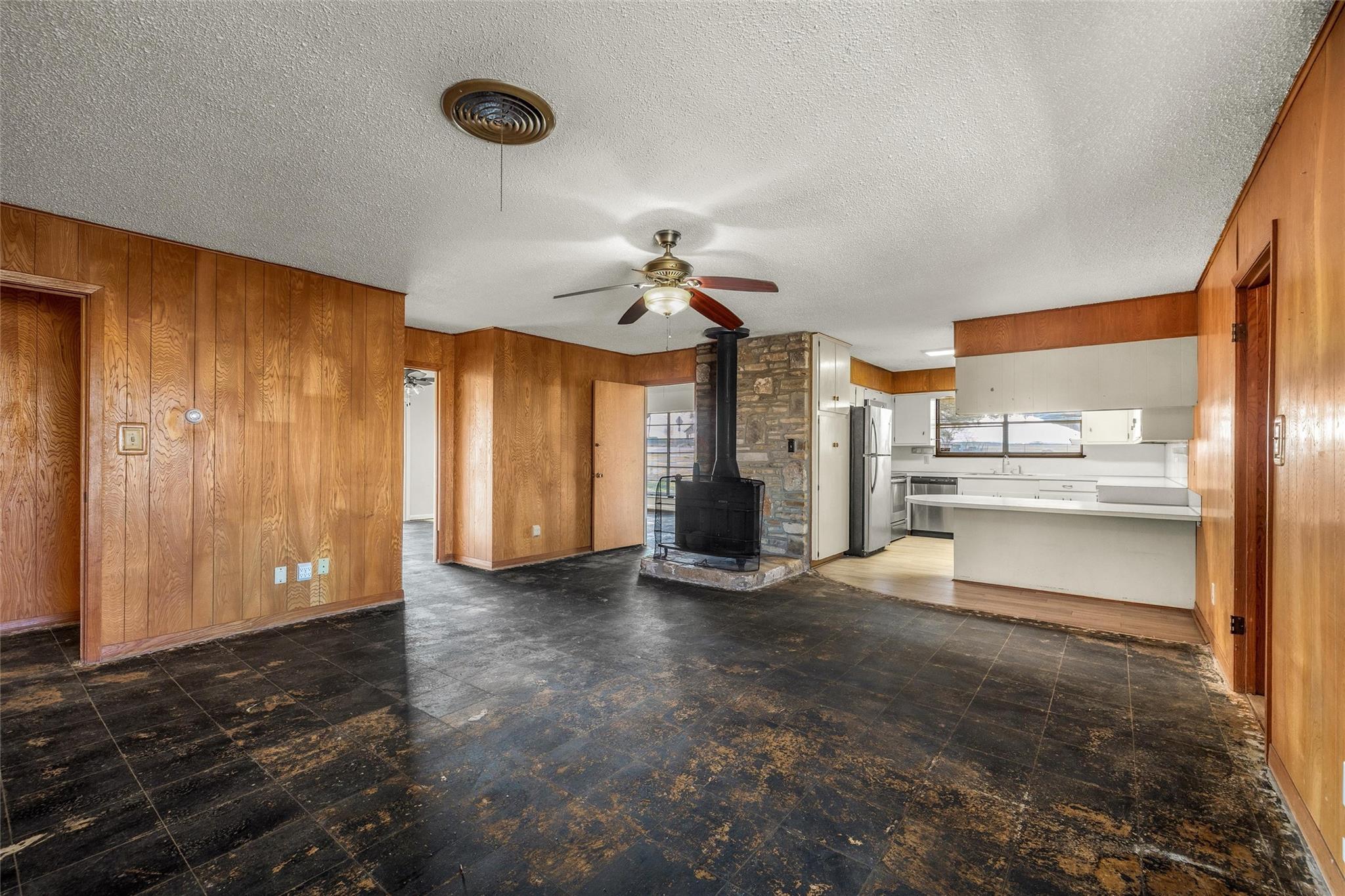 24503 Ranch Road 12 # D, Dripping Springs, TX 78620