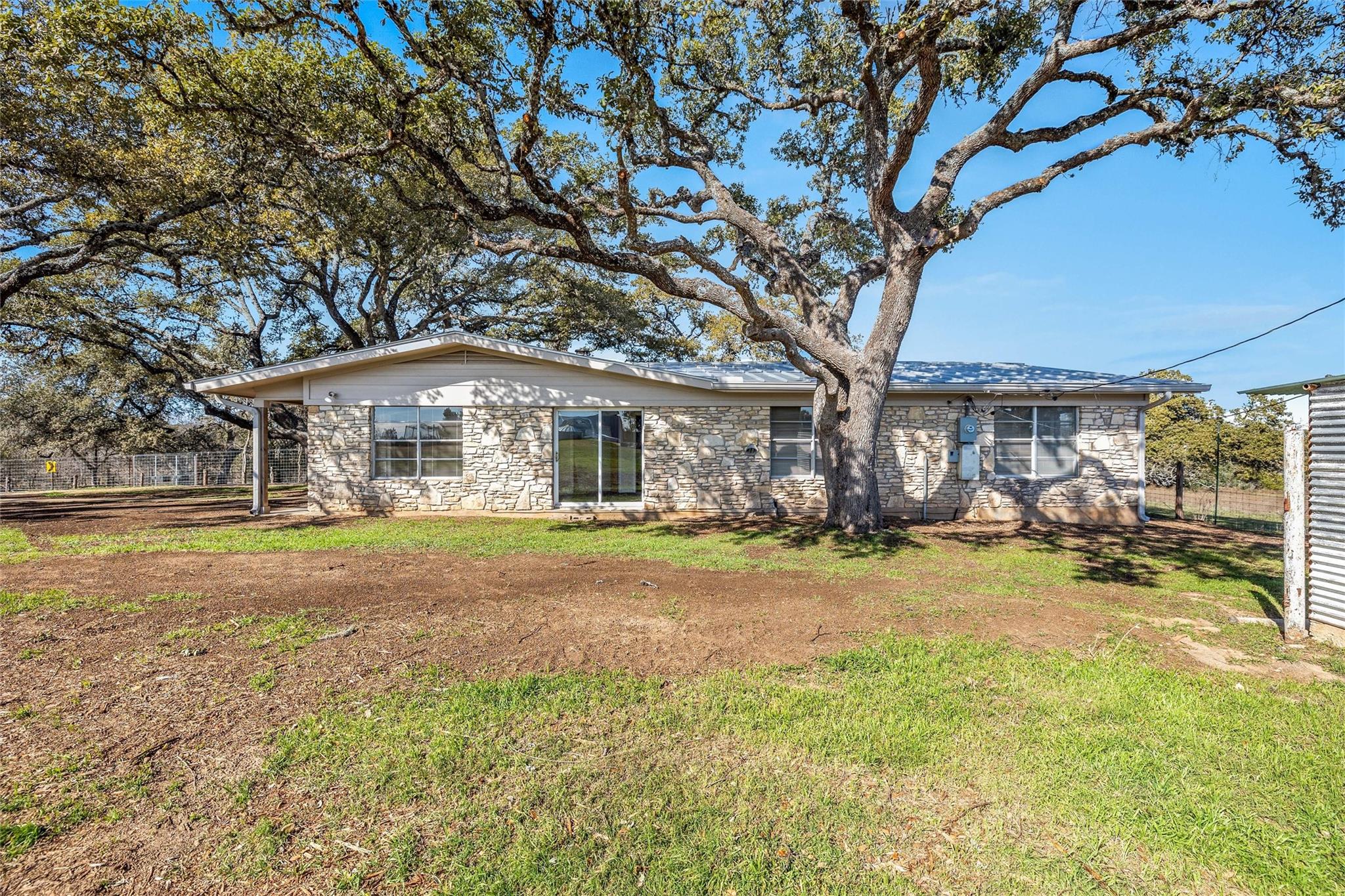 24503 Ranch Road 12 # D, Dripping Springs, TX 78620