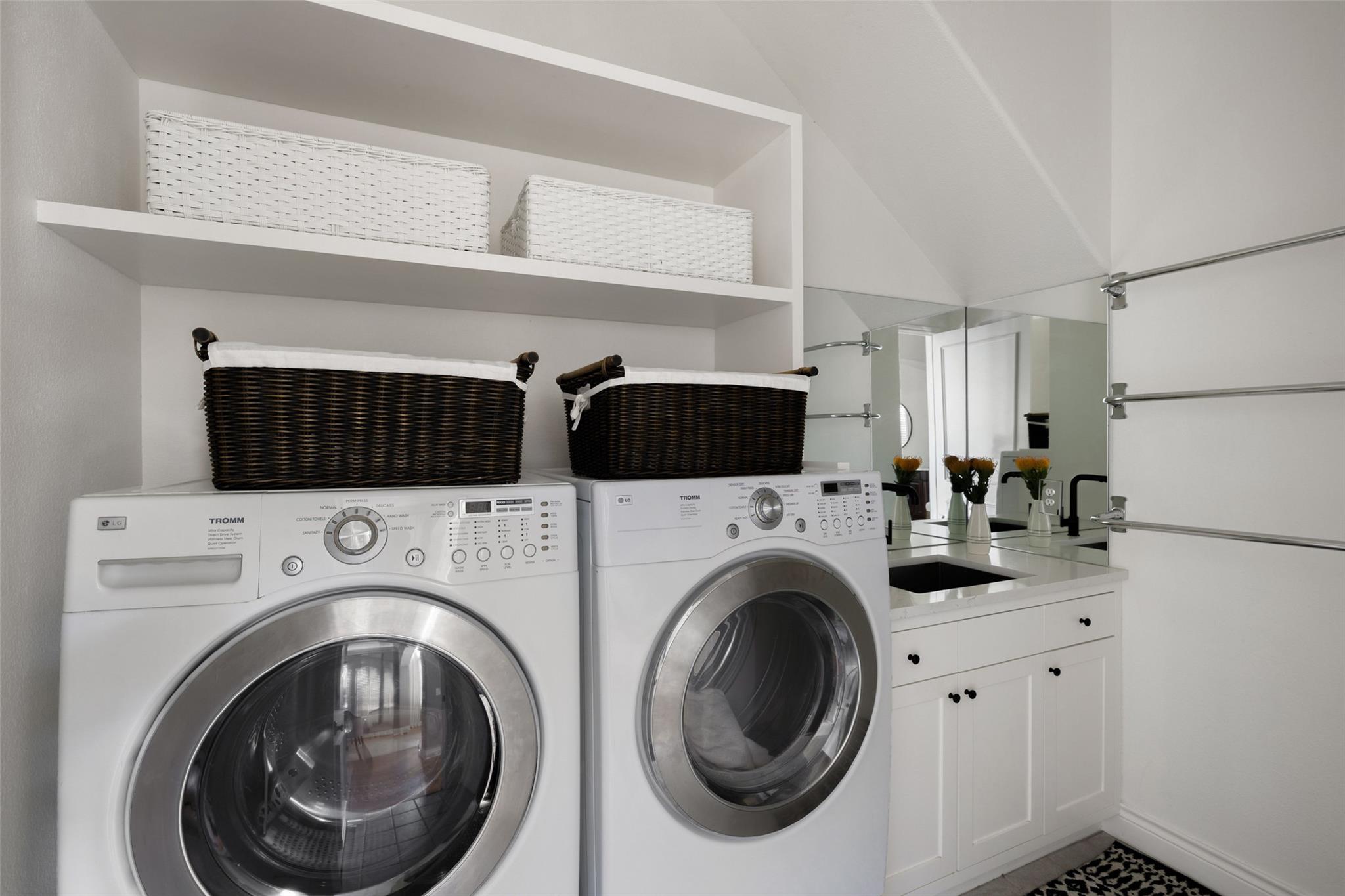 3313 Bridle Path, Austin, TX 78703