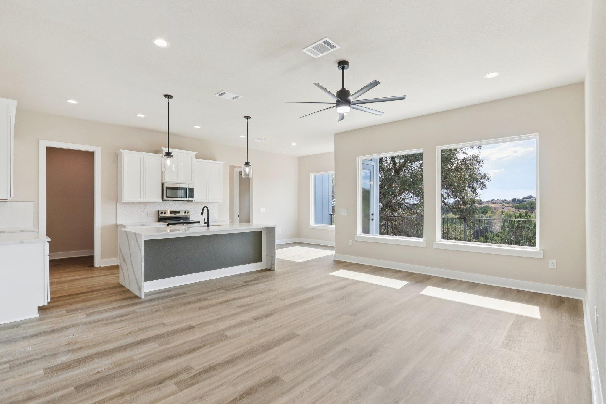 3808 Capitol Ave, Lago Vista, TX 78645