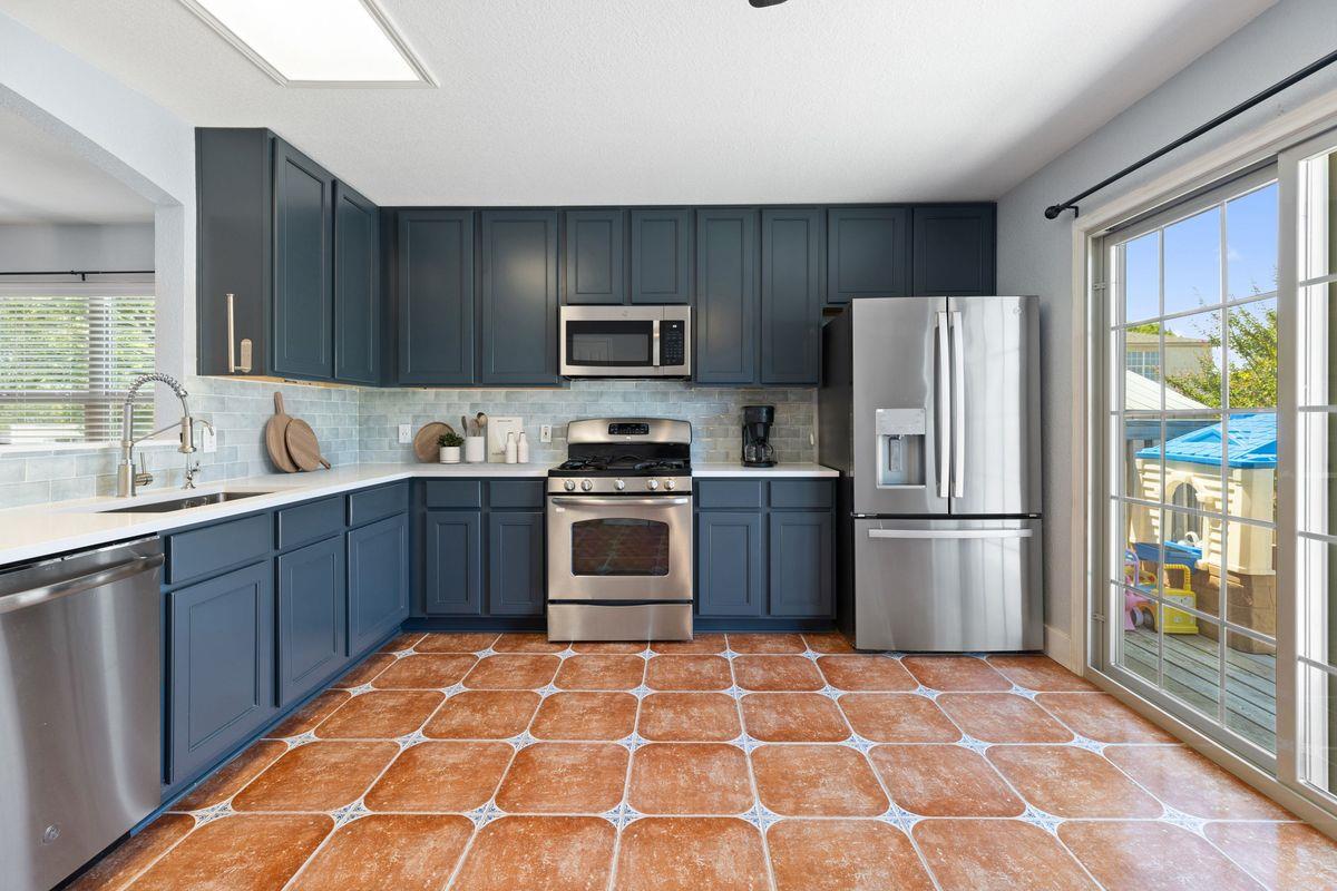 17500 Avena Valley Dr, Pflugerville, TX 78660